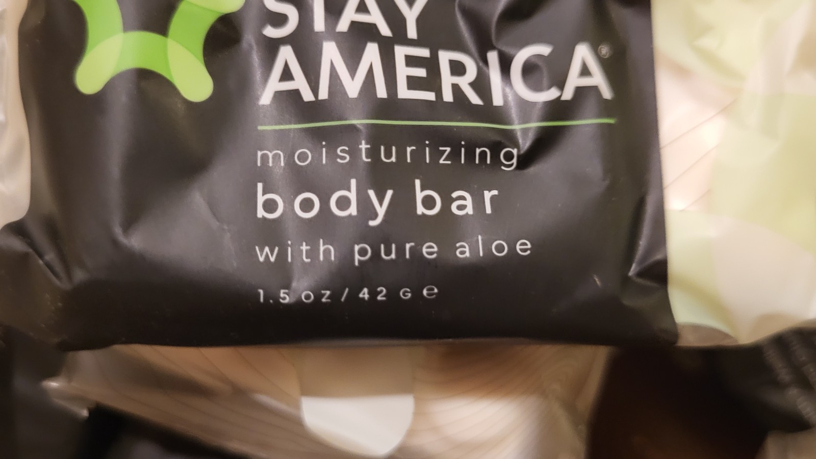 100 PCs Extended Stay Hotel White Tea 1.5 Oz Massaging Body BAR Soap FREE SHIP