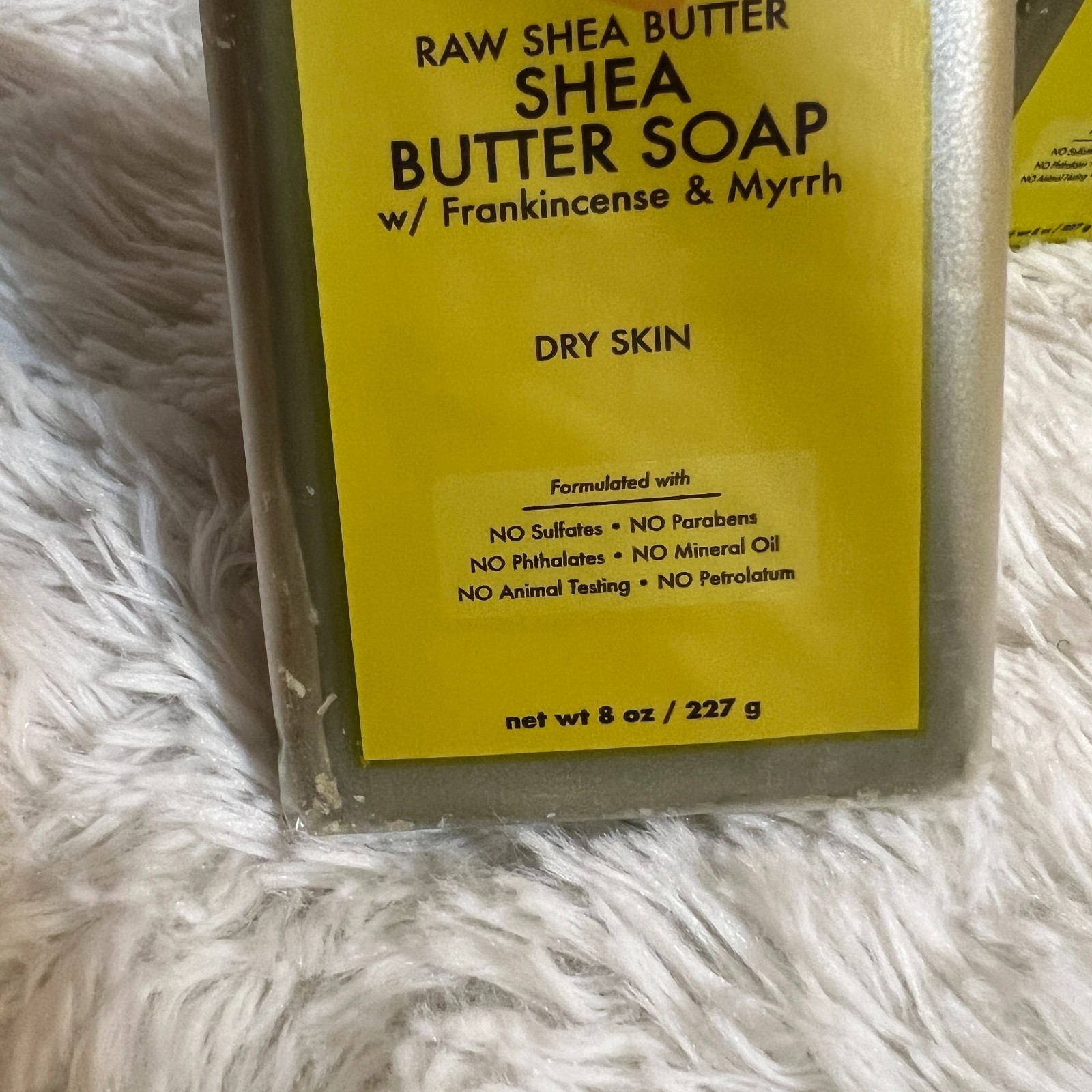 SHEA MOISTURE RAW SHEA BUTTER SOAP W/ FRANKINCENSE & MYRRH BAR SOAP 8 OZ (2)