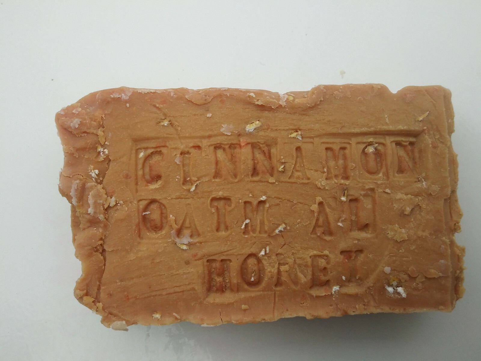 CINNAMON OATMEAL & HONEY GOAT MILK SOAP HAPPY GOAT CREAMERY PURE ESSENTIAL OIL