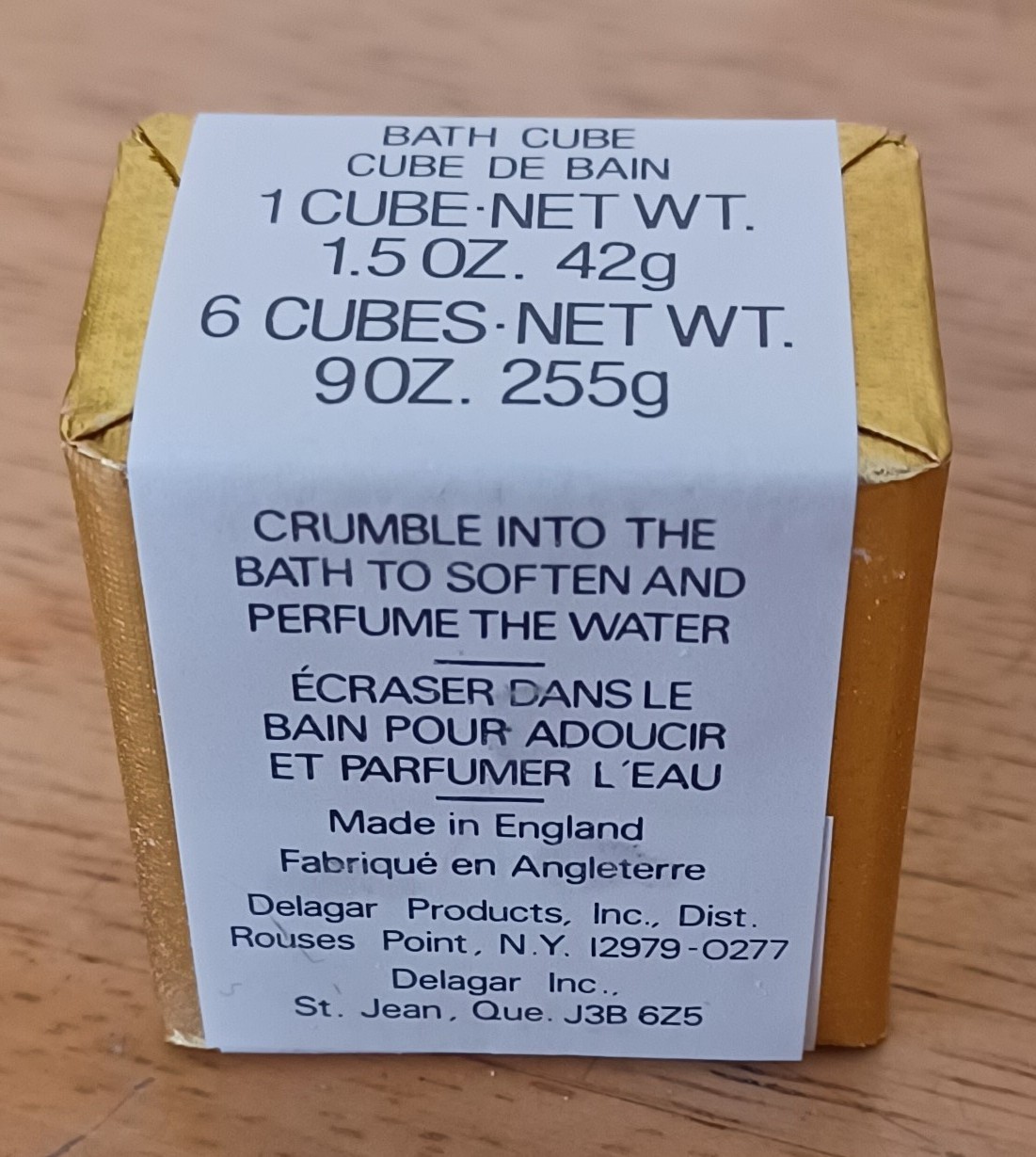 English Bath Cubes Sels de Bain – 6 Cube Set (9 oz / 250 g)