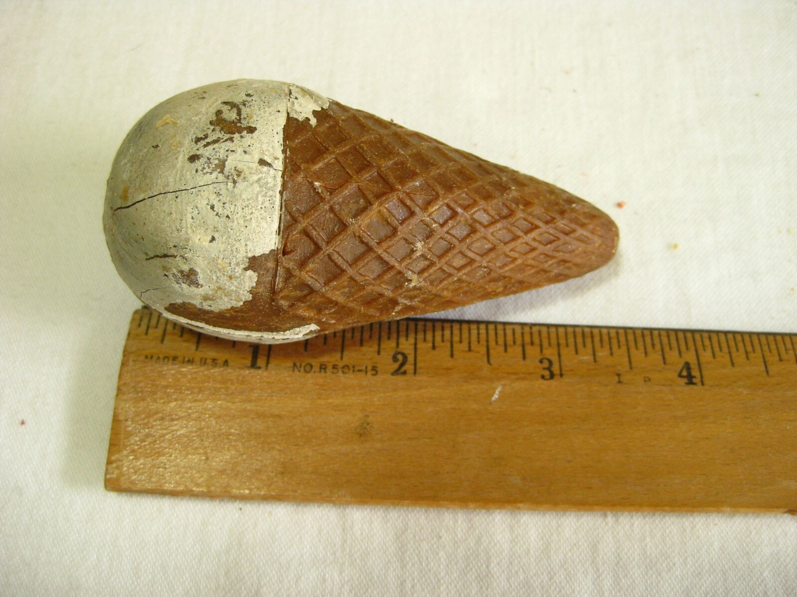Vintage 40s Novelty Ice Cream Cone Pure Soap in Cardboard Carrier FUN in the TUB