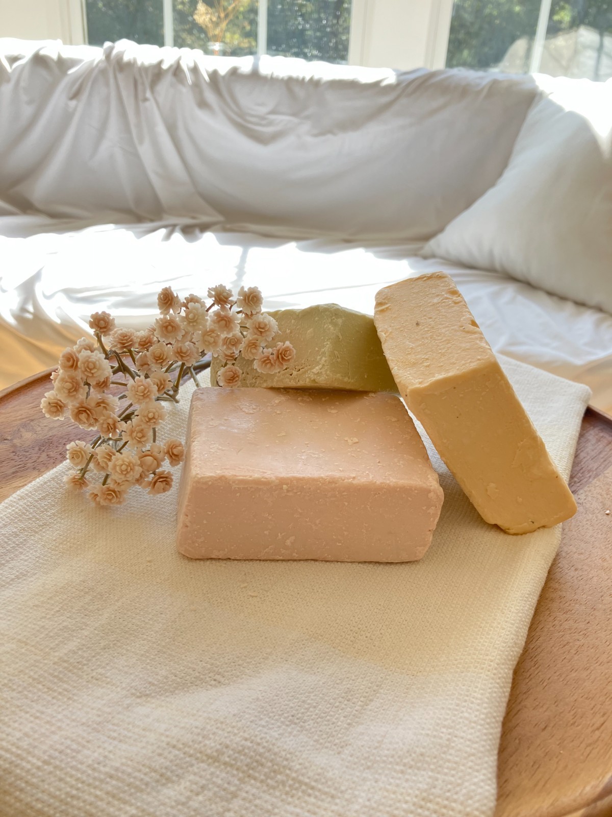 Handmade Amish Soap Bar Rustic Wildflower Scent – Tallow, Oatmeal & Coconut Oil