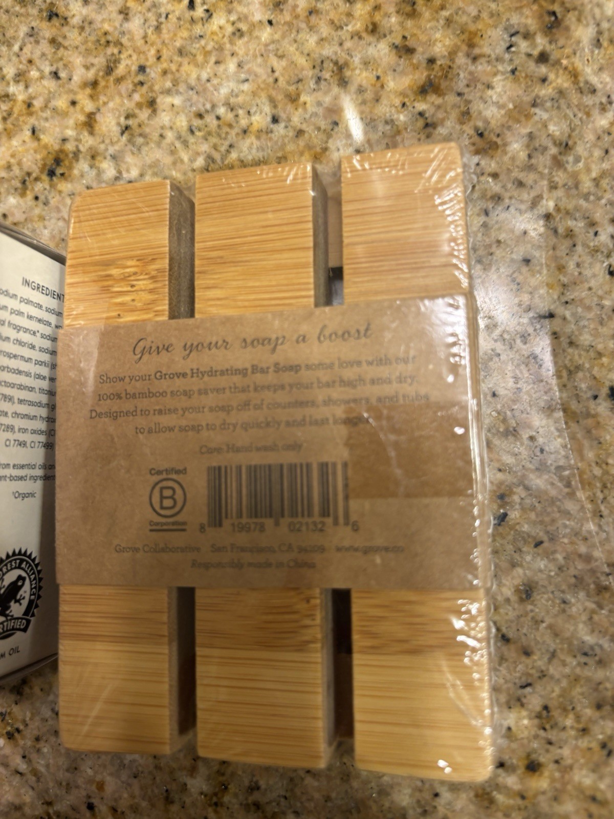 Bamboo Soap Saver & Ginger & Lime Soap By Grove, NEW
