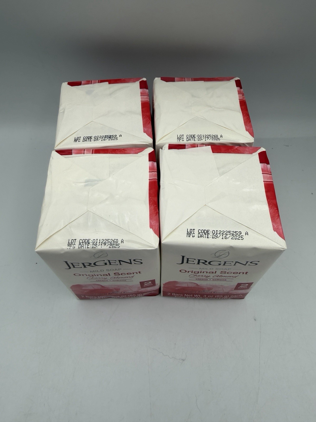 Jergens Cherry Almond Mild Soap Original Scent – 8 Bars (4x 2 Pack) – 3 Oz Each