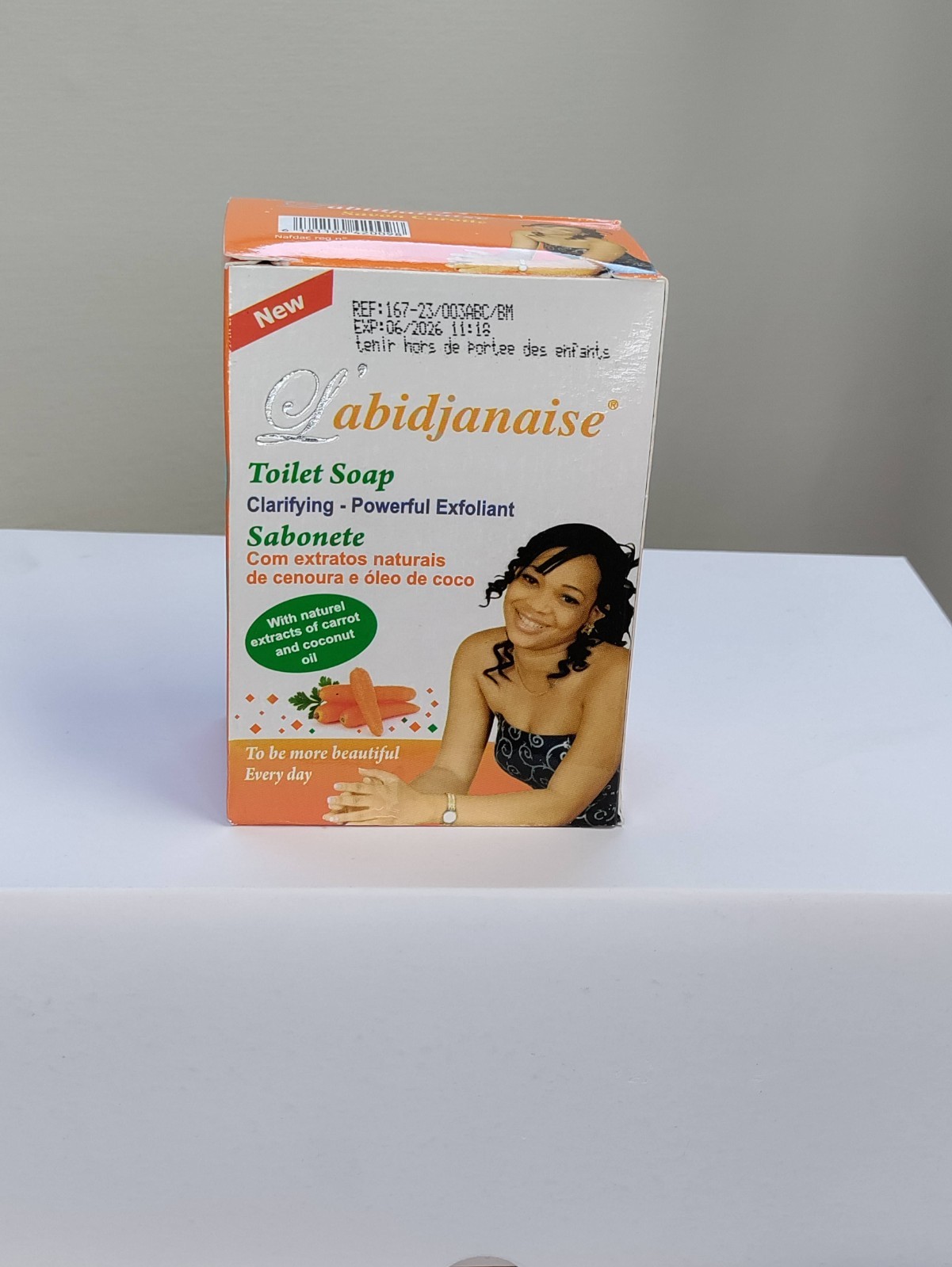 Abidjanaise Exfoliating Soap with Carrot Oil