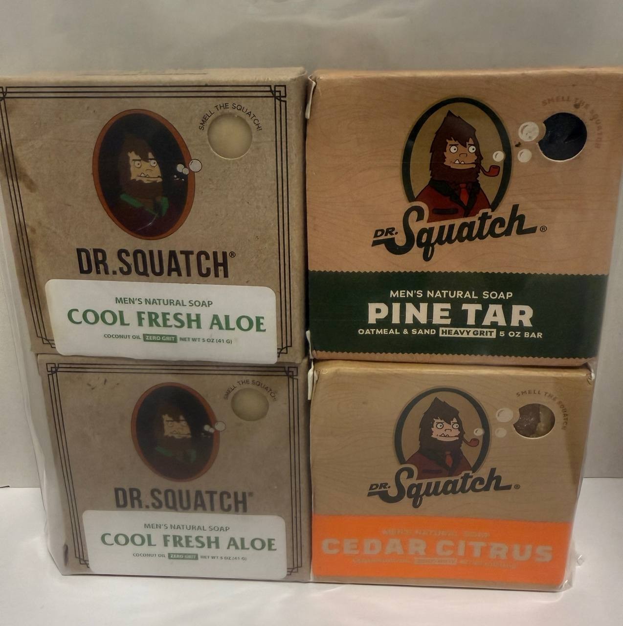 Dr. Squatch Men’s Soap 4 Bar Set Pine Tar Cedar Citrus Cool Fresh Aloe 0526-04