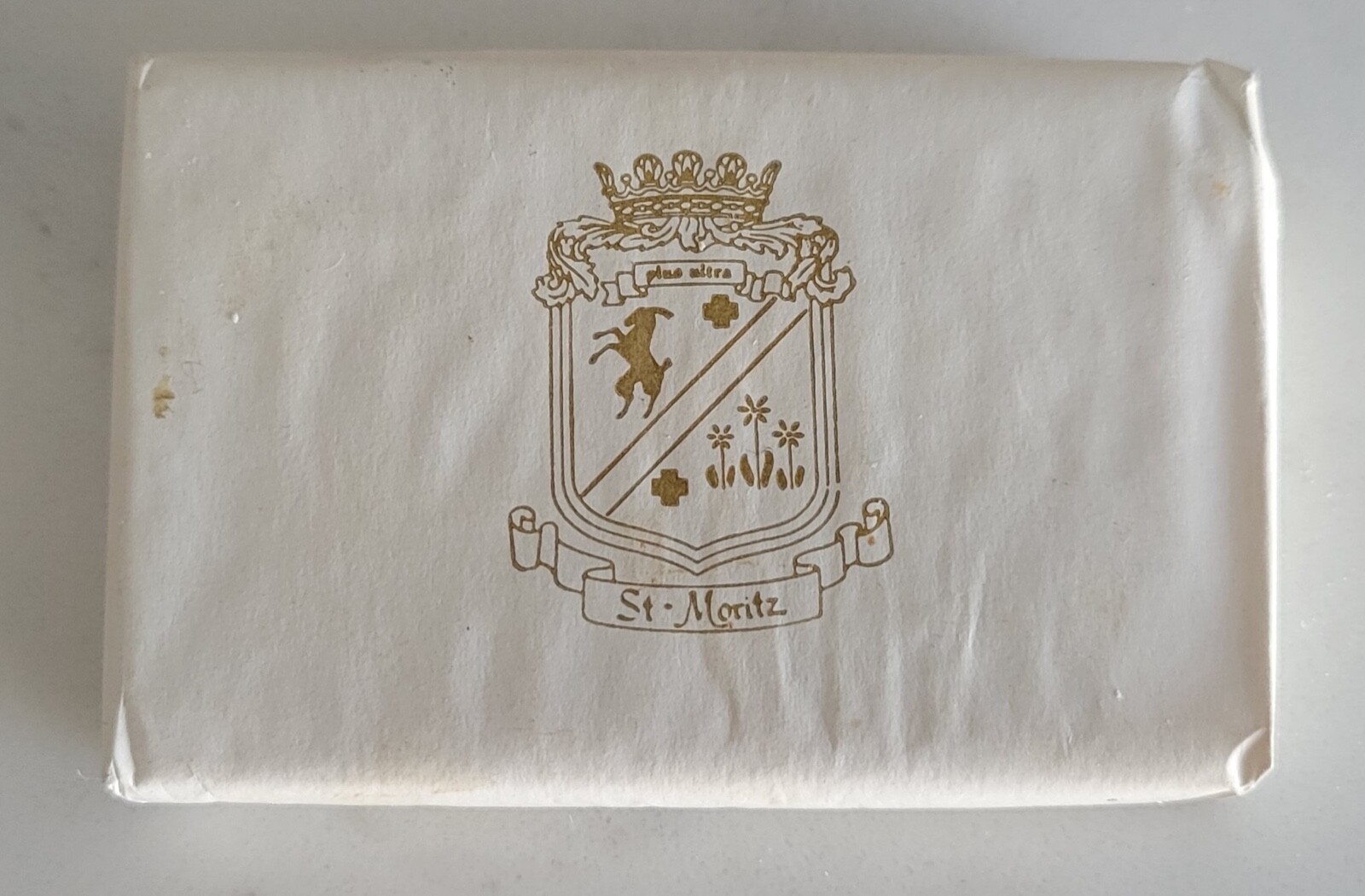 VINTAGE New ~ St. Moritz On-The-Park Hotel ~ Soap ~ New York City ~ NY