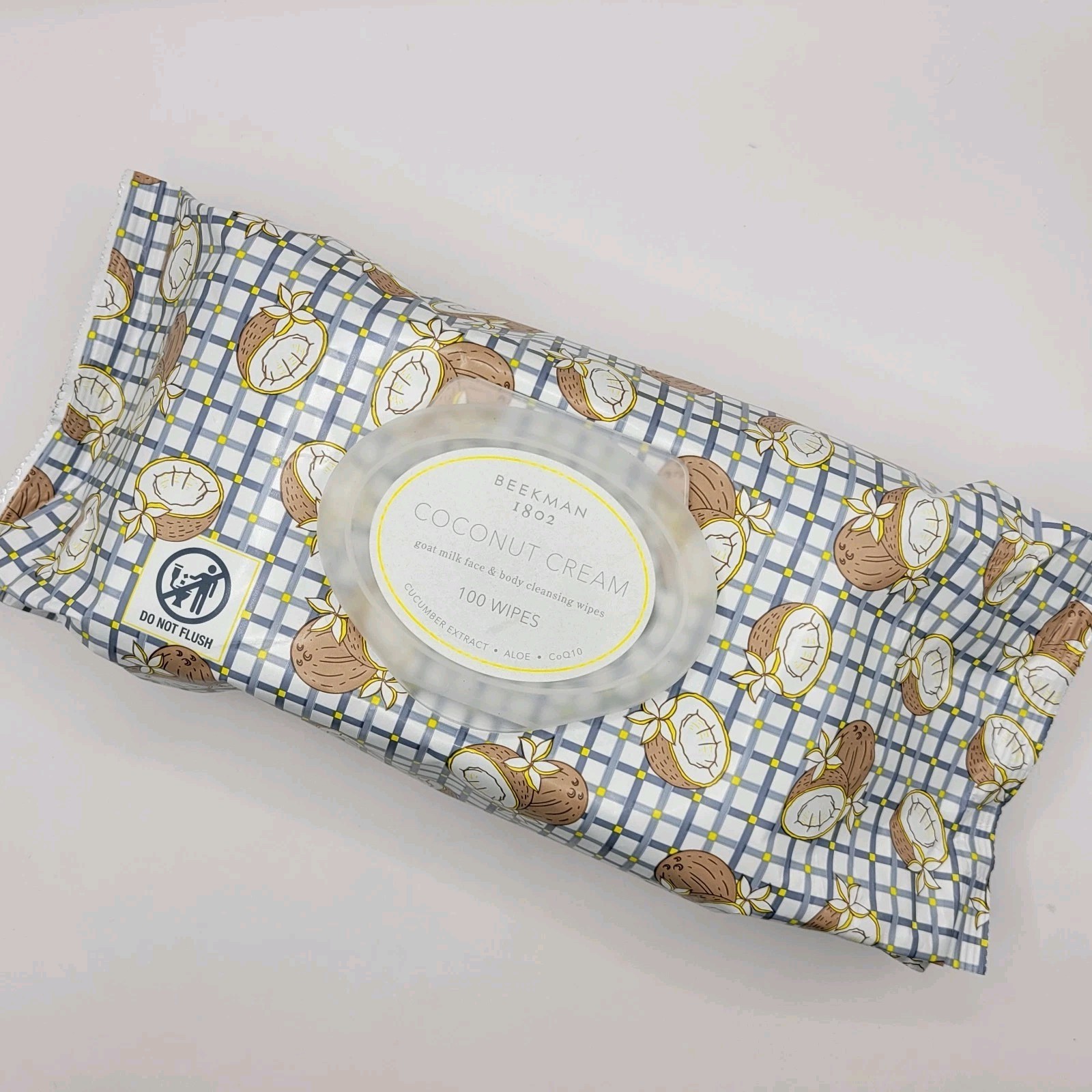 Beekman 1802 Facial / Body Cleansing Wipes Jumbo 100 Count COCONUT CREAM New