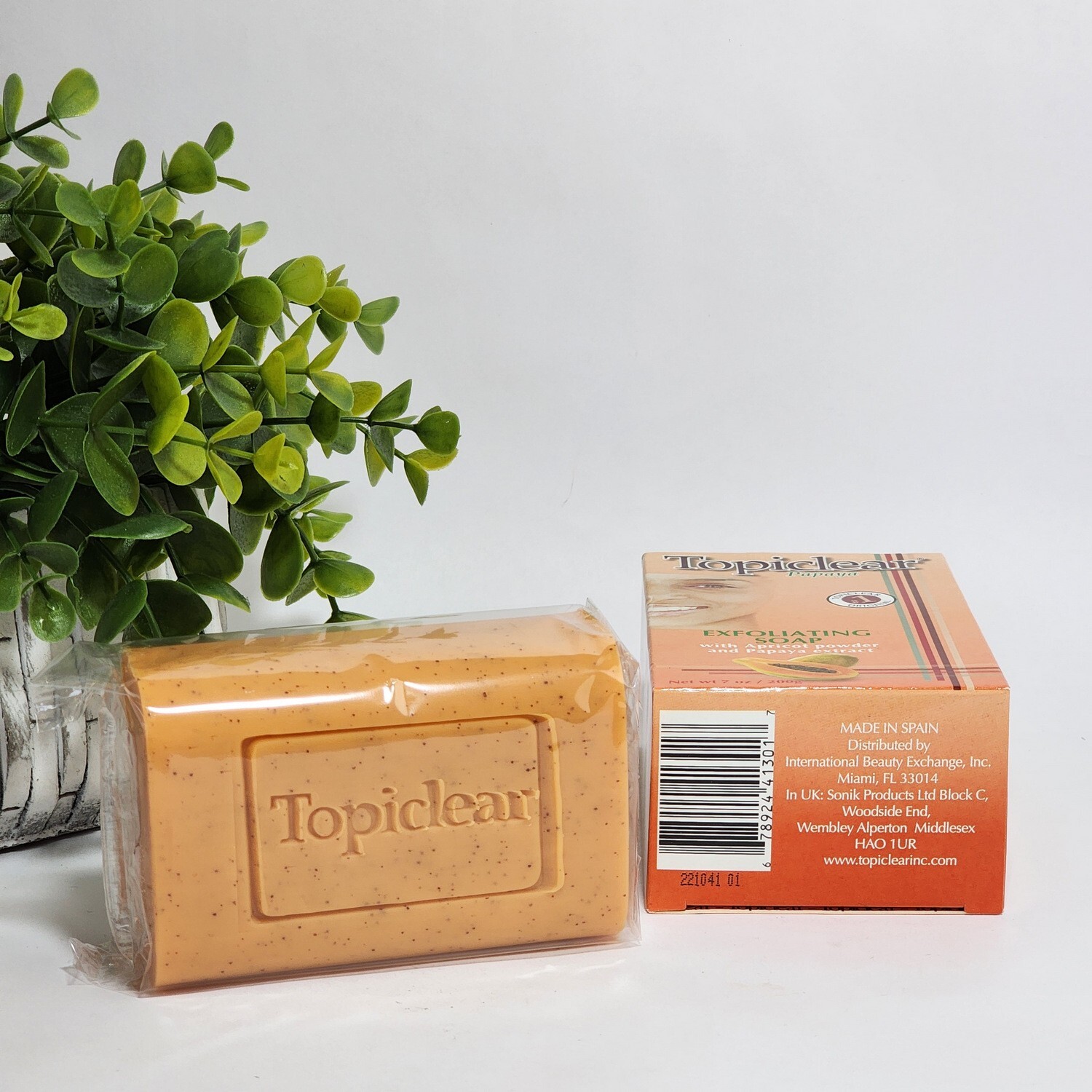 Topiclear Papaya Exfoliating Soap with Apricot Powder Jumbo Size 7 oz / 200 g