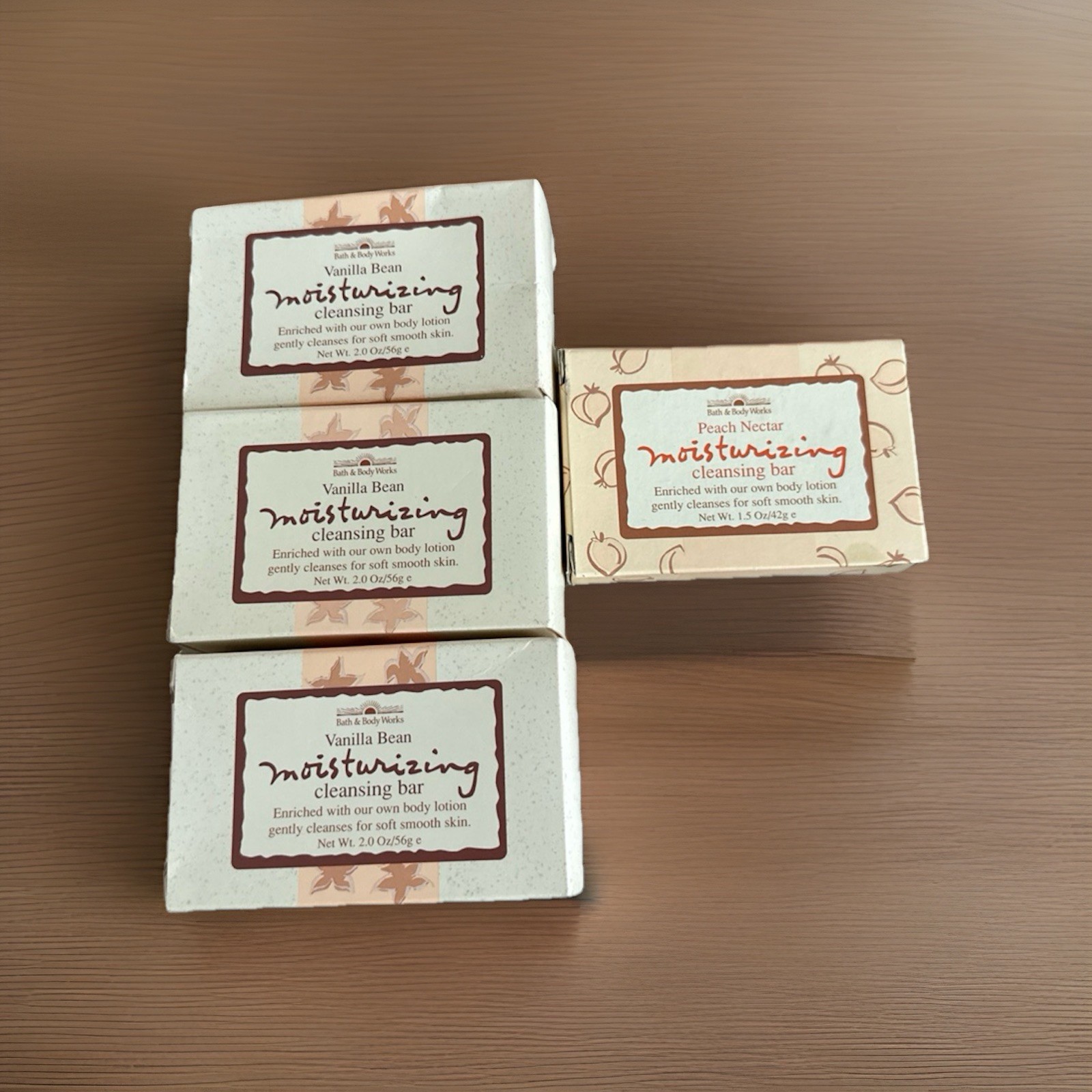 Lot Of 4. 1 Bath & Body Works Peach Nectar Moisturizing Cleansing 3 Vanilla Bean