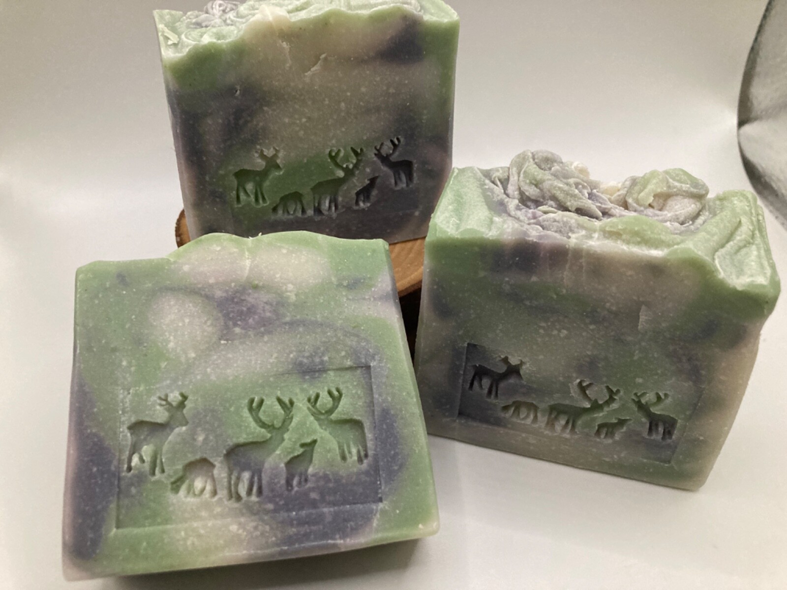 Earth Meets Sky Men’s Coconut & Aloe Vera Hand, Body & Face Soap Bars Lot 3 Bars
