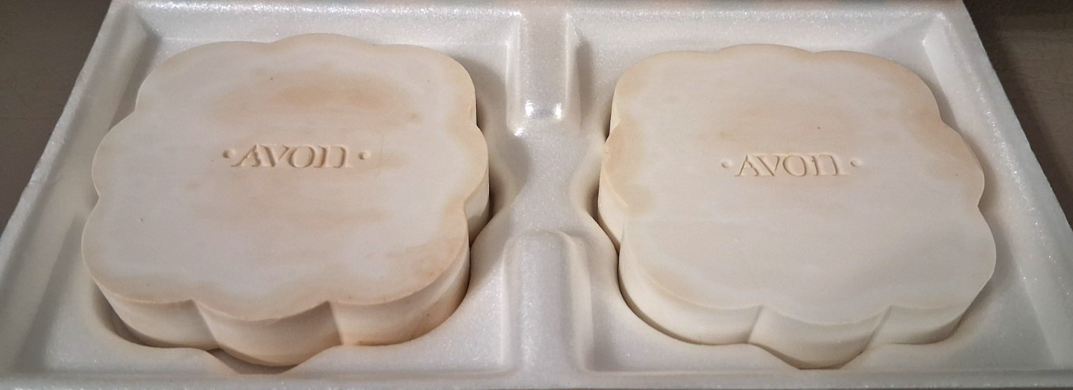Avon Bath Soap Special Occasion Fragranced Hostess Soaps 2 Bars 3 Oz Each NIB