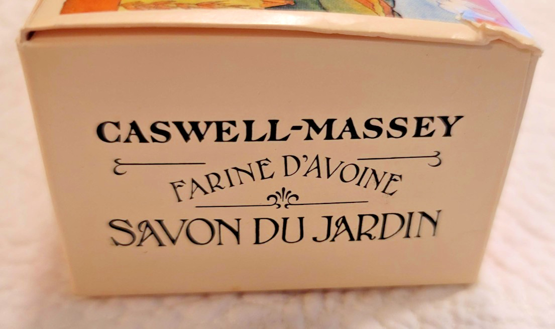 Caswell-Massey Oatmeal Castile Bar Soap 5.8 oz in Box