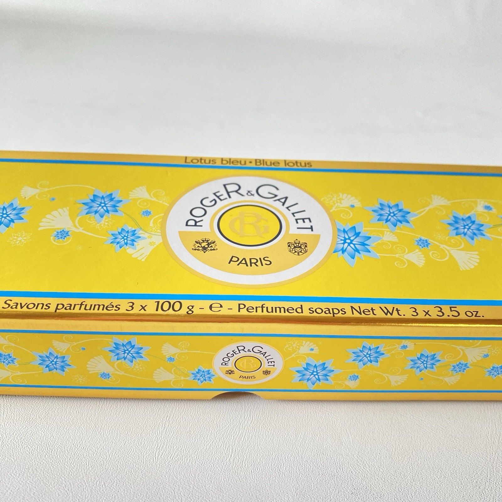 ROGER & Gallet Paris Lotus Bleu Blue Lotus Perfumed Soaps 3 x 3.5 oz Rare