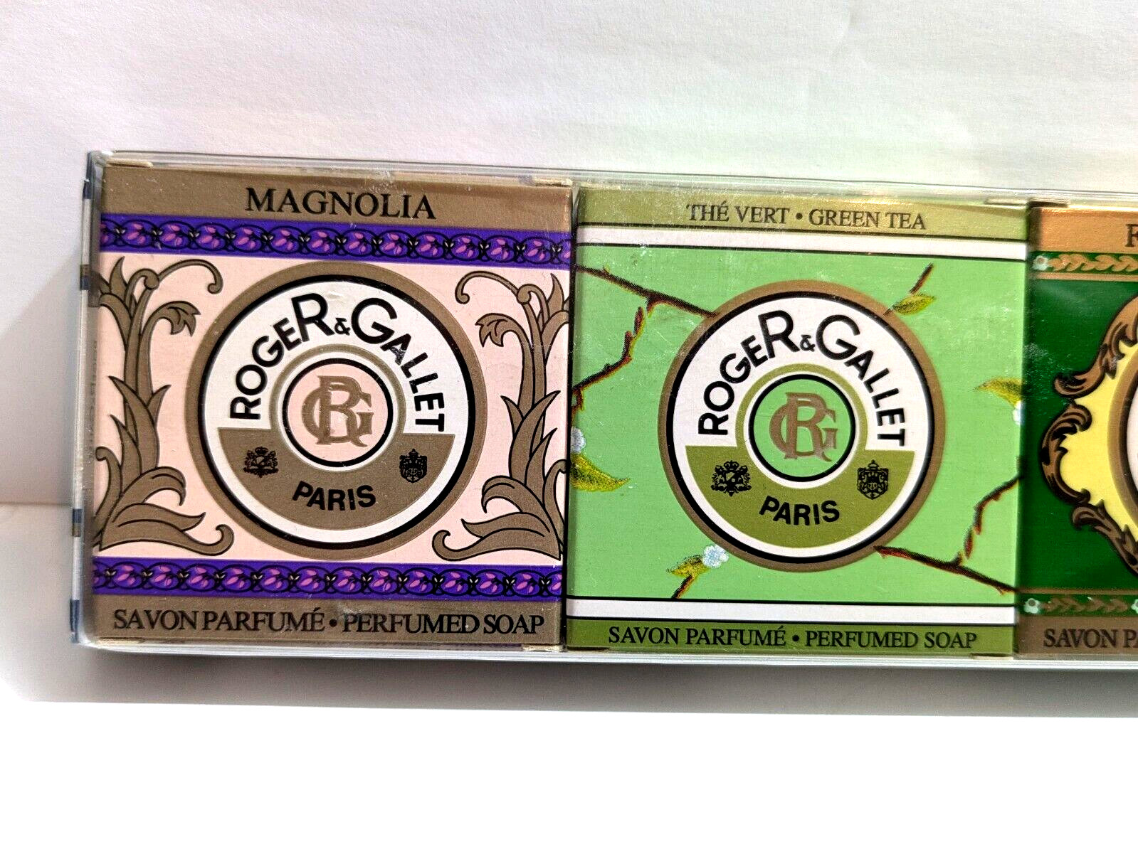 Vtg Roger & Gallet Paris Soap Set of 6 Sealed 0.9 oz Perfumed Scented Guest Bars