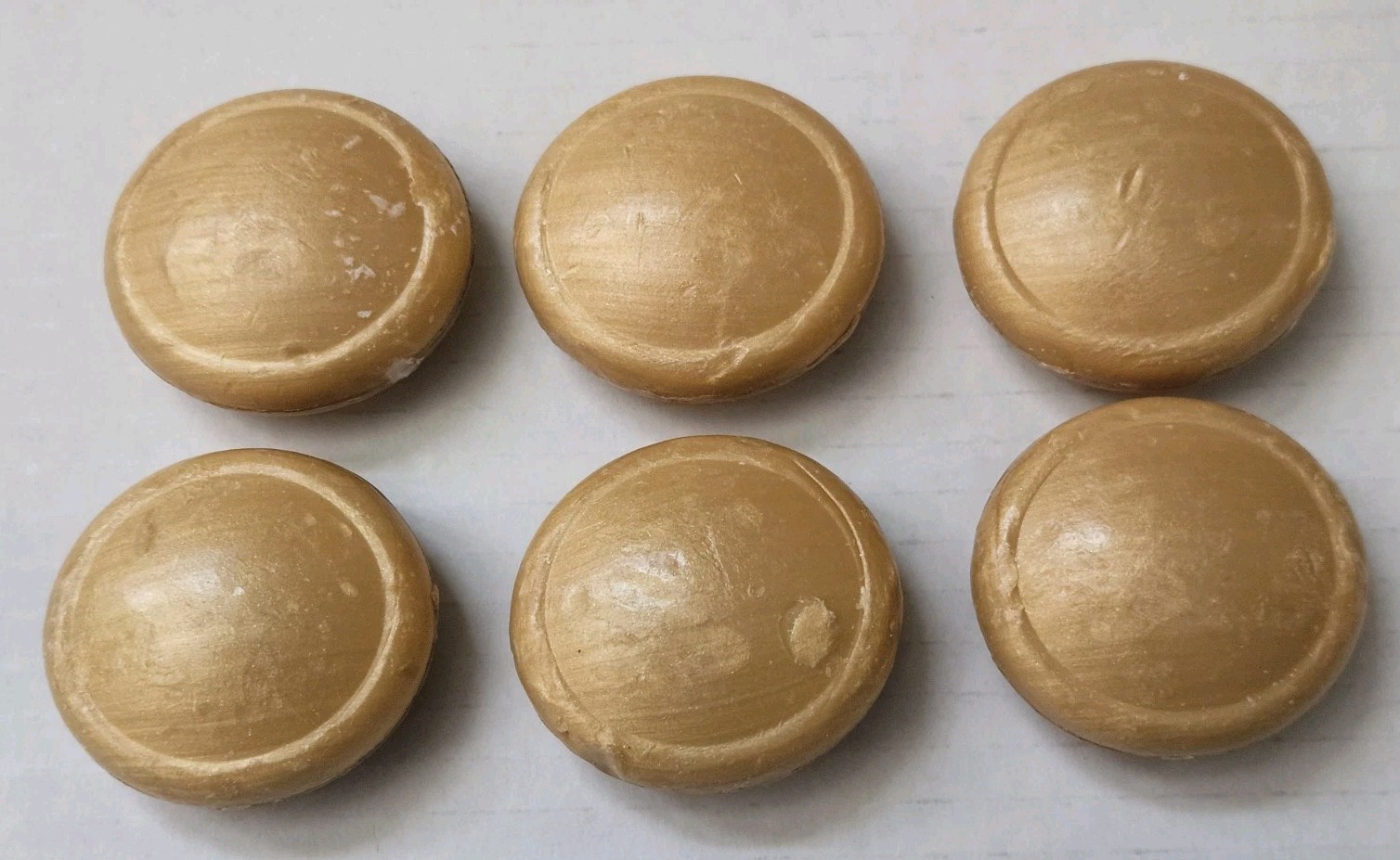 FENDI Set Of 6 Luxury Vintage Perfumed Soap Rounds – Rare 1 Oz Bars