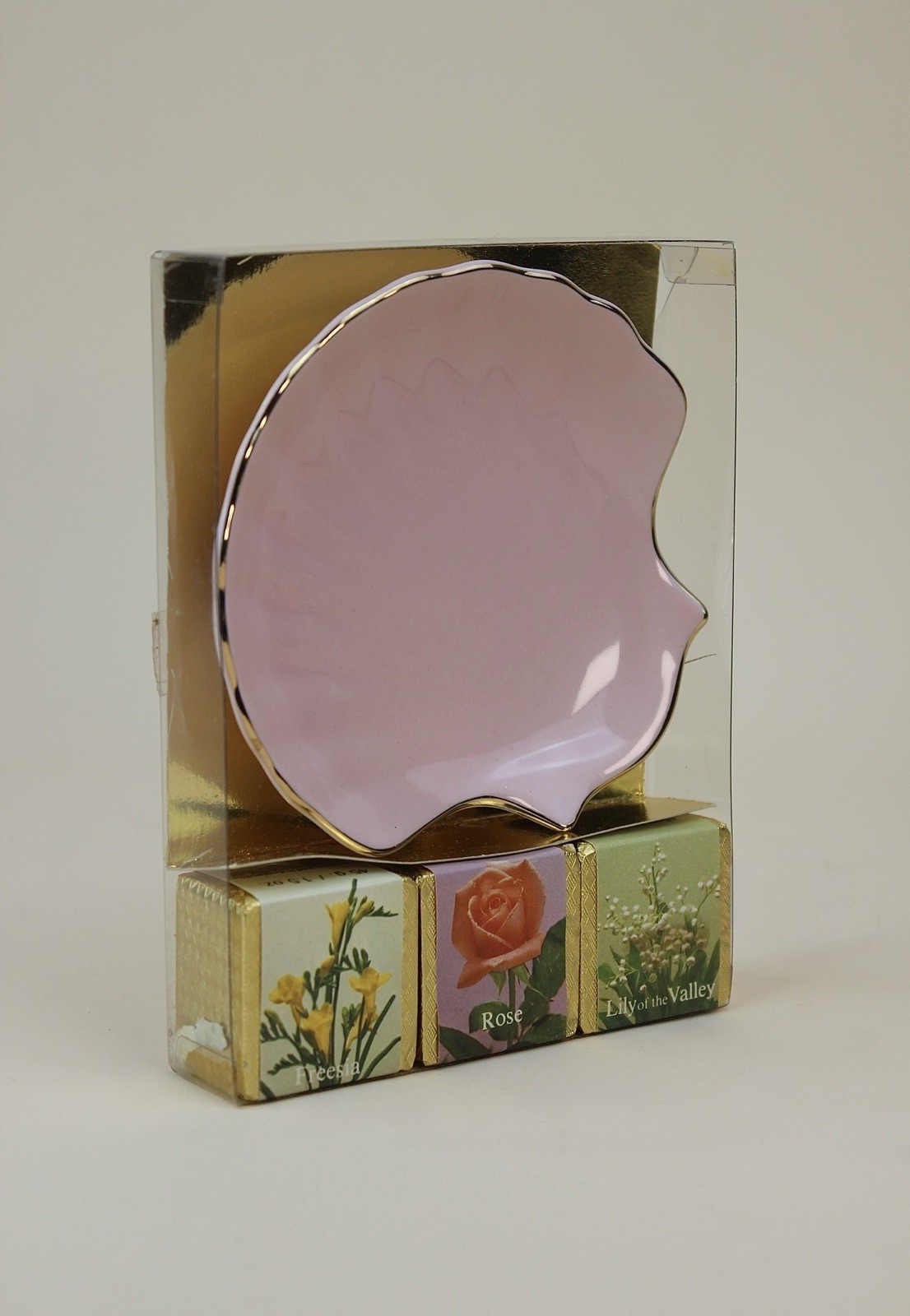 DuCair Bath Cubes Multipack Cube Soap Set 4.8 oz Freesia Rose Lily Valley
