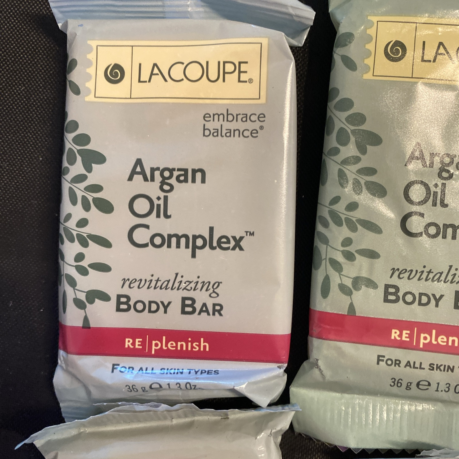 LaCoupe Embrace Balance Argan Oil Complex Facial Bars (4) .6 oz & (1) 1.3 oz