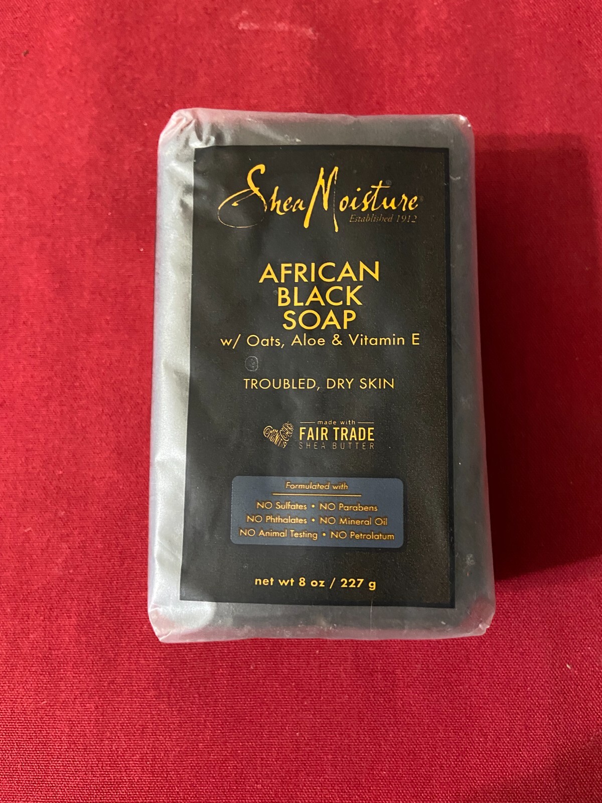 SHEA MOISTURE AFRICAN BLACK SOAP W / OATS ALOE VERA VITAMIN E FOR TROUBLED SKIN