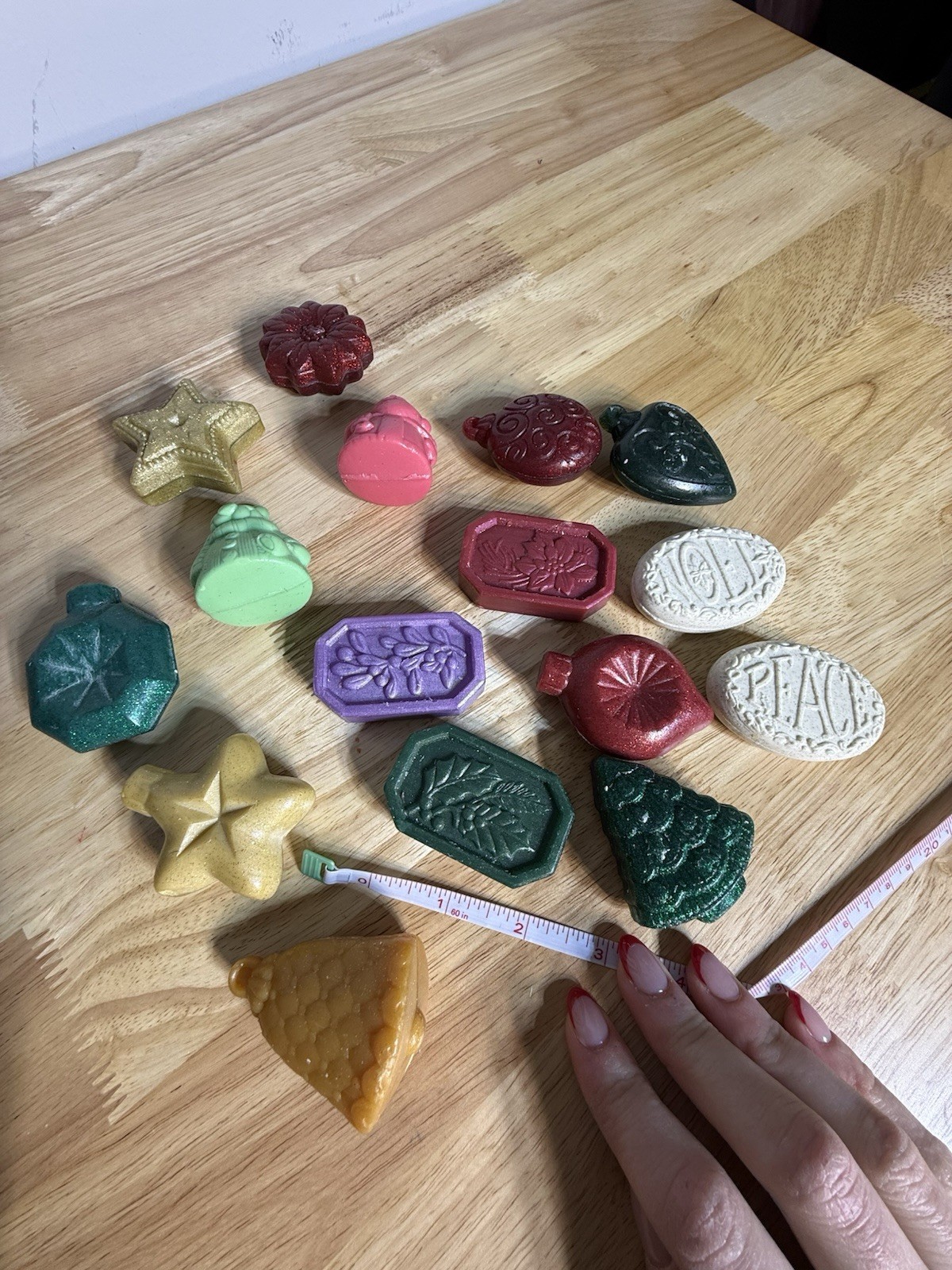 Vintage Christmas Soap Lot Holiday Decorative Soaps Mixed Shapes Colors 16pcs