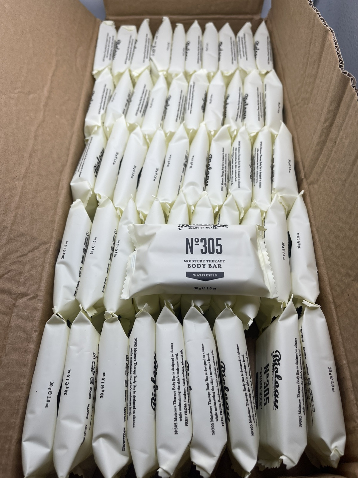 100 pack Biology No 305 Travel Hotel Soap Bar 1oz/30g Exfoliating