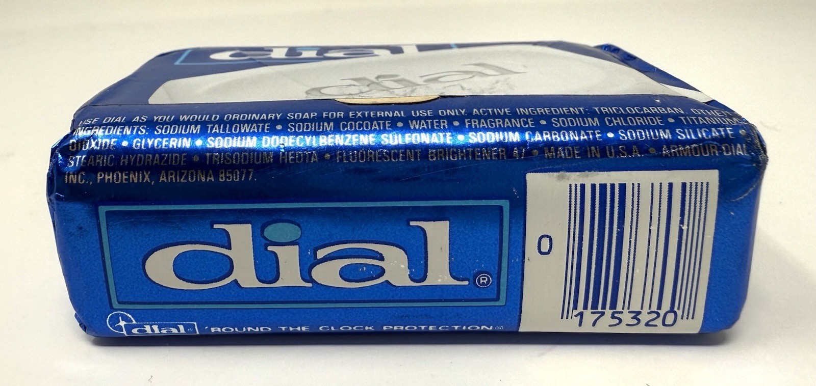 Dial Deodorant Soap Bar White Bath Blue Metallic Wrapper Gold Circle Sticker
