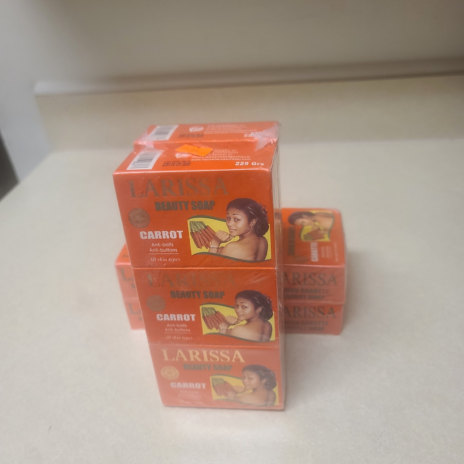 Larissa Lightening Brightening Carrot Beauty Soap All Skin Types Pack of 6