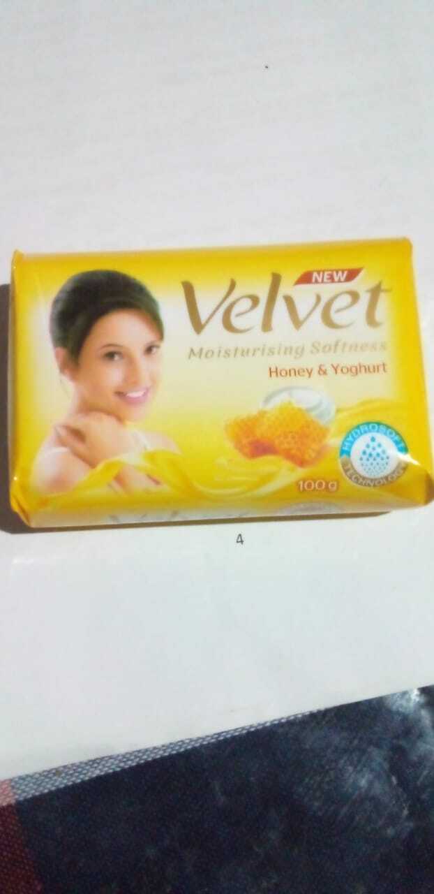 Velvet Moisturising Softness Honey & Yoghurt Soap Keep Your Skin Fresh Always