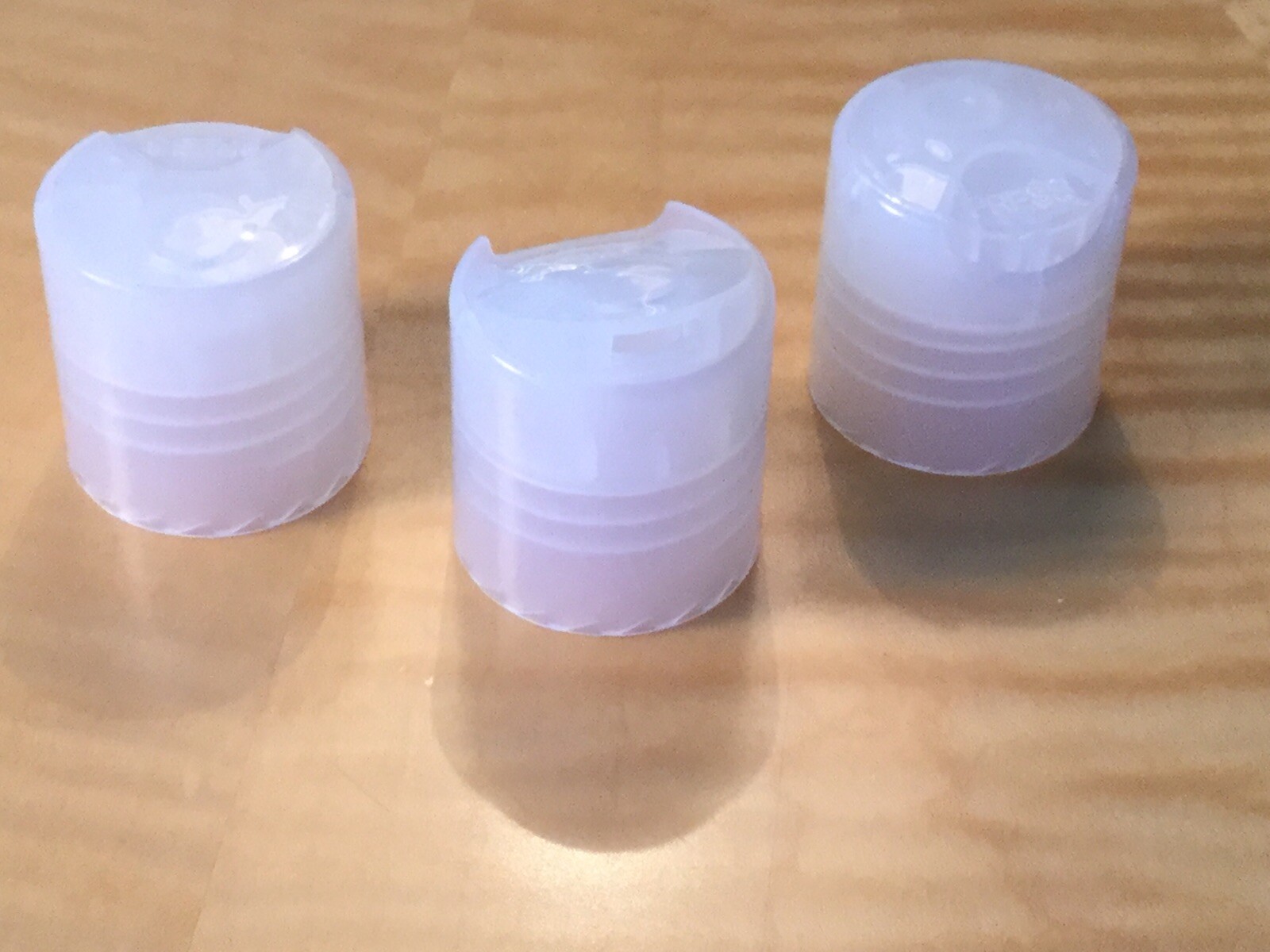 A 24/410 Smooth Natural Polypro Disc Dispense Press Caps 24-410 24mm 100 qty