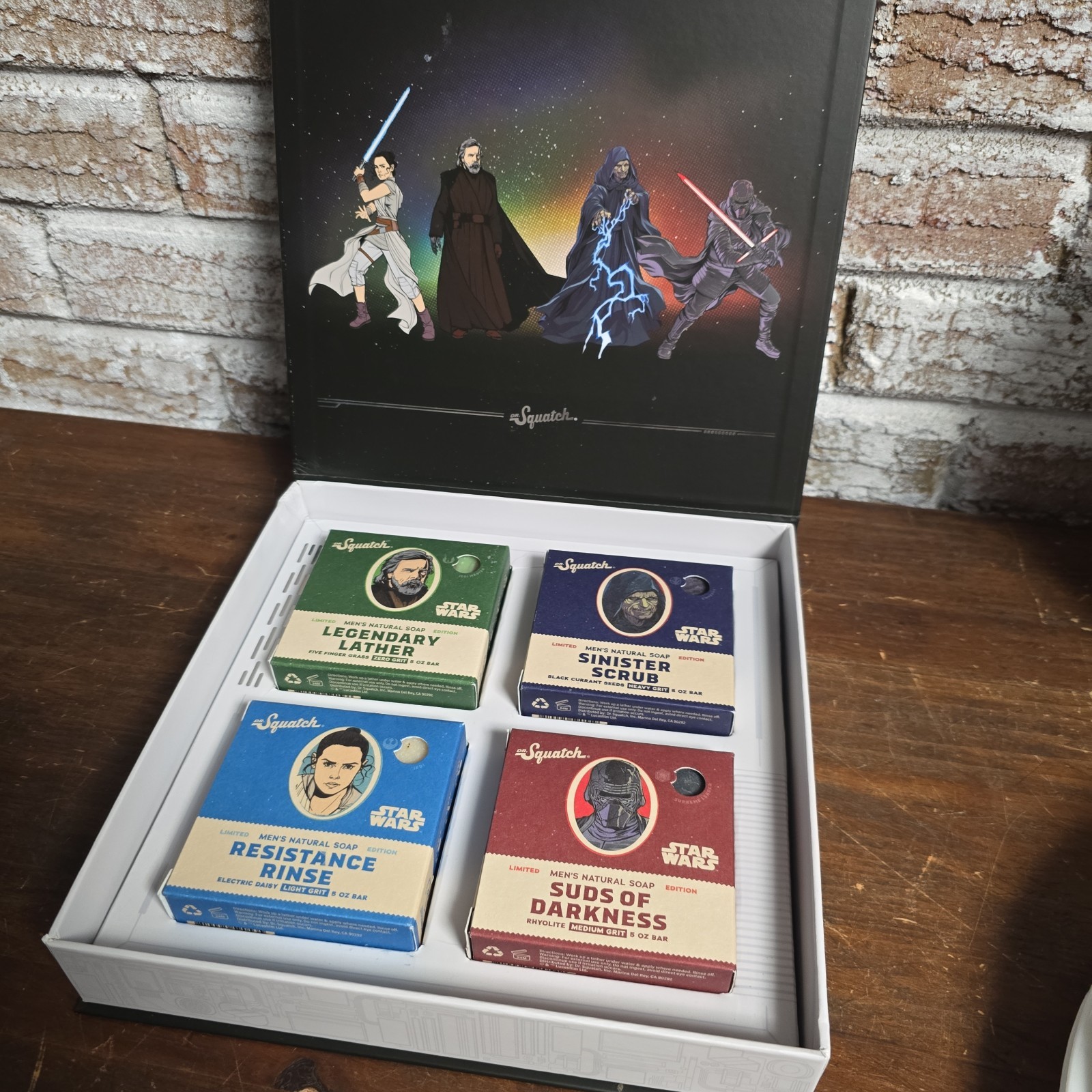 Dr. Squatch Soap Star Wars Soap Episode II -4 Bar Bundle and Collector’s Box NEW