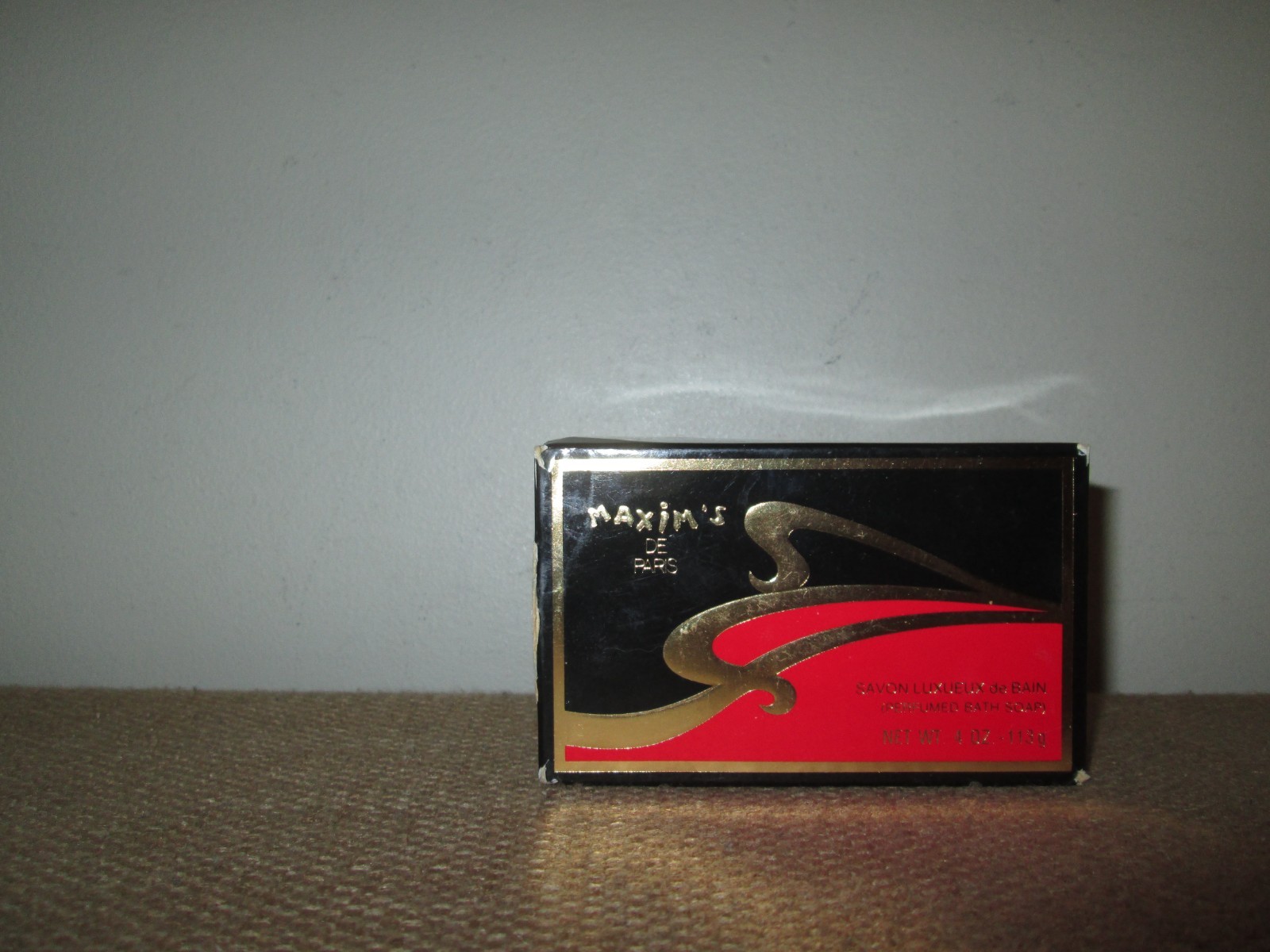 Vintage MAXIM’S DE PARIS Perfumed Soap ~ 4 Oz 113 G Bar *New In Box