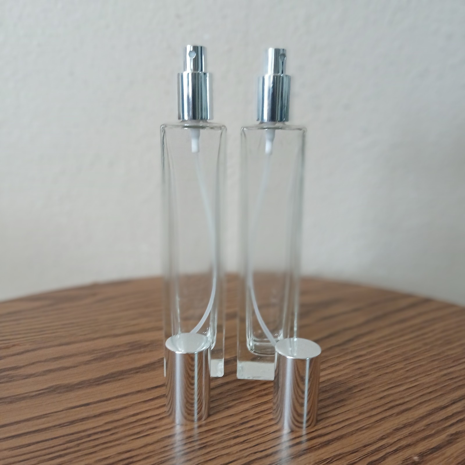 Perfume Cologne Essential Atomizer Refillable 2 Glass Bottle Sprayer 100 ml 5529