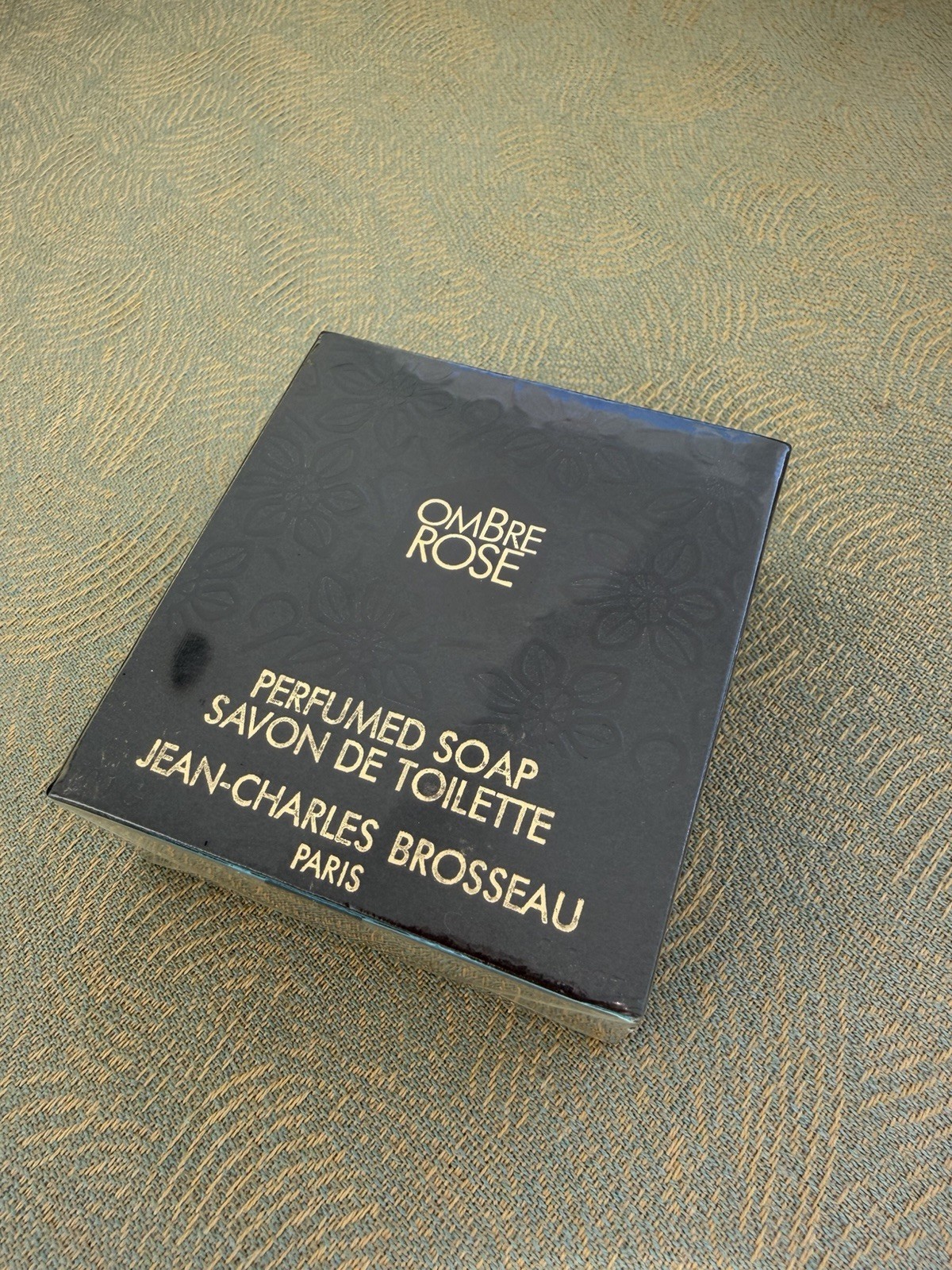 JEAN CHARLES BROSSEAU Paris OMBRE ROSE 100G PERFUMED SOAP new factory sealed