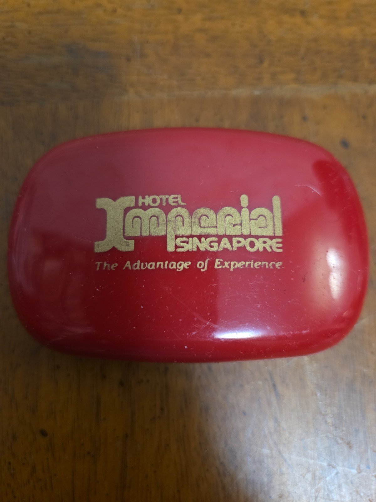Hotel Imperial Singapore Soap in Plastic Travel Case Vintage New
