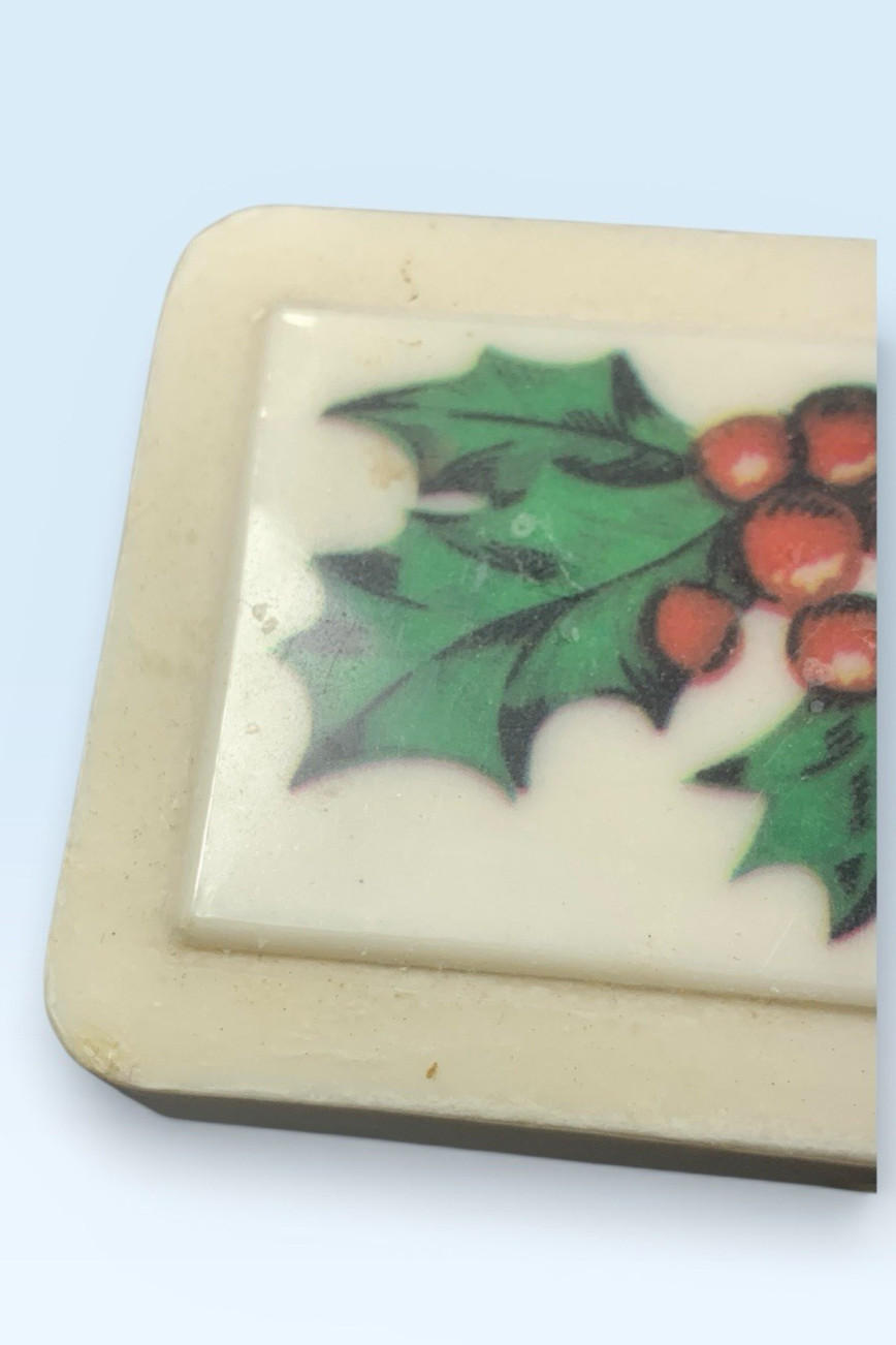 Katherine Gray Holiday Soap with Holly Design 2 bars 5.5 oz Vintage