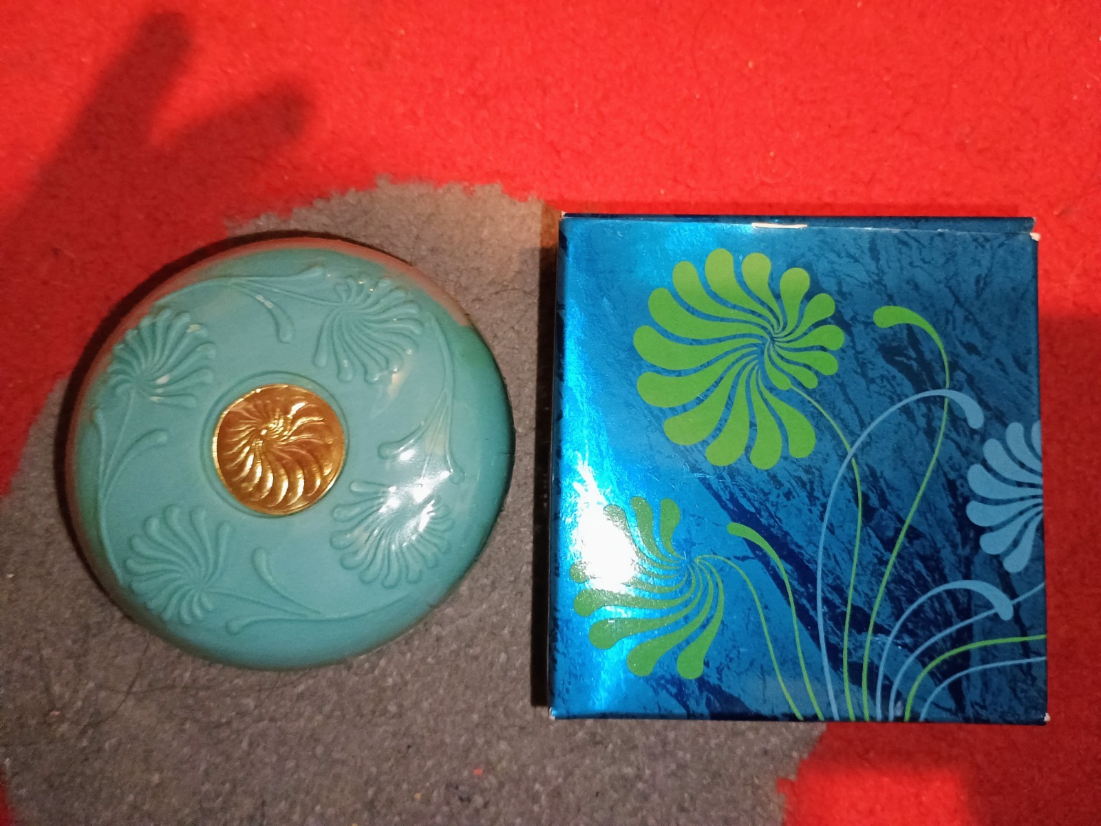 AVON Sea Garden Perfumed Bath Soap w/ Original Box Still Sealed