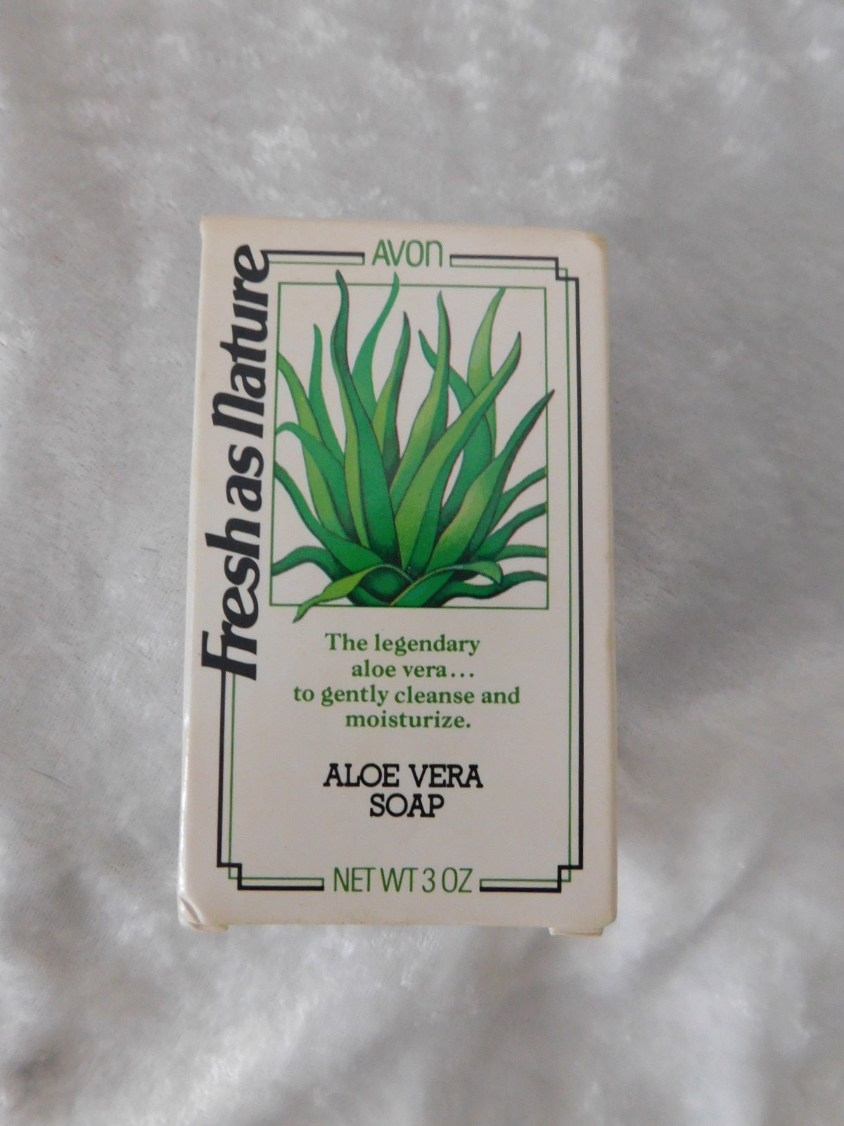 NOS Vintage Avon 1982 Fresh As Nature Aloe Vera Soap 3 oz Original Box