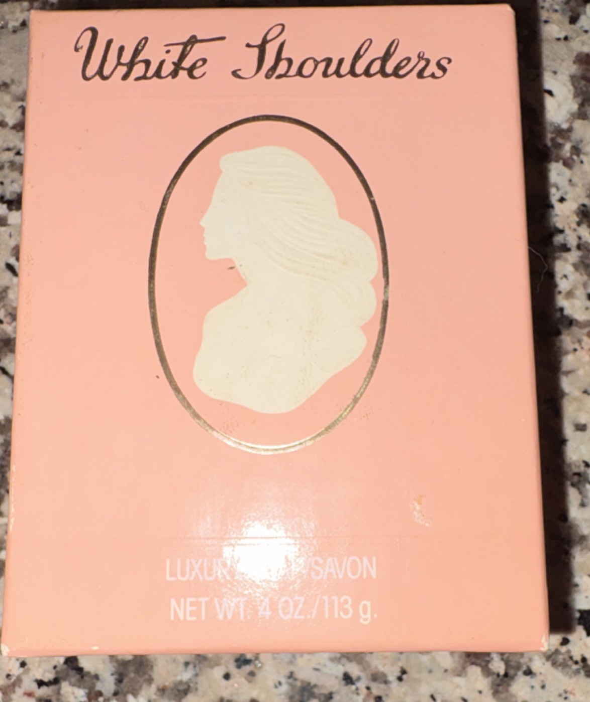 Evyan Perfumes White Shoulders Luxury Soap 4 oz / 113 g Peach Oval Portrait