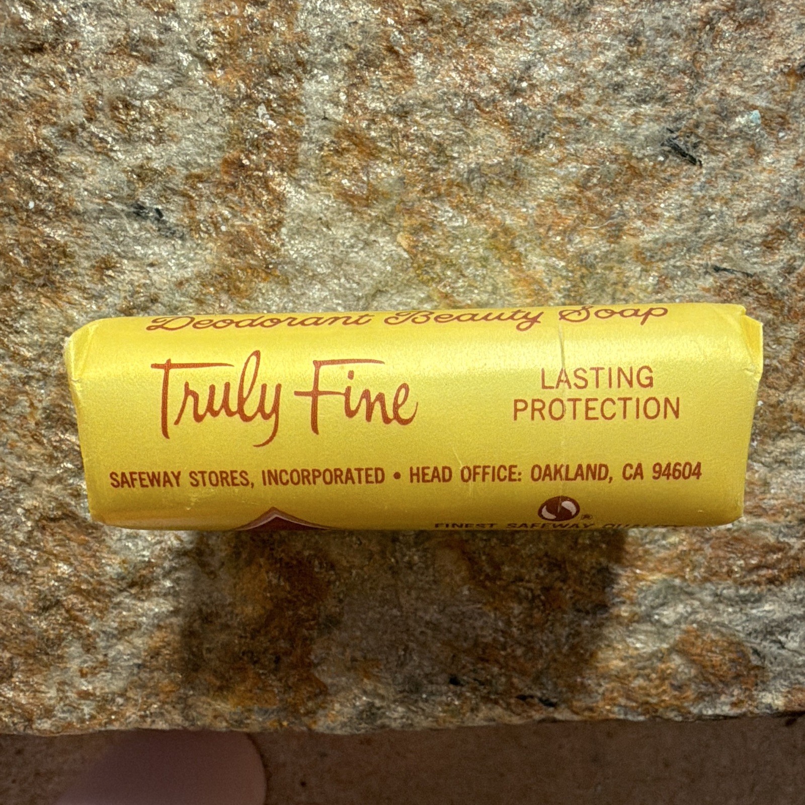 Truly Fine Gold Deodorant Beauty Soap Bar, 5 oz for Men & Women