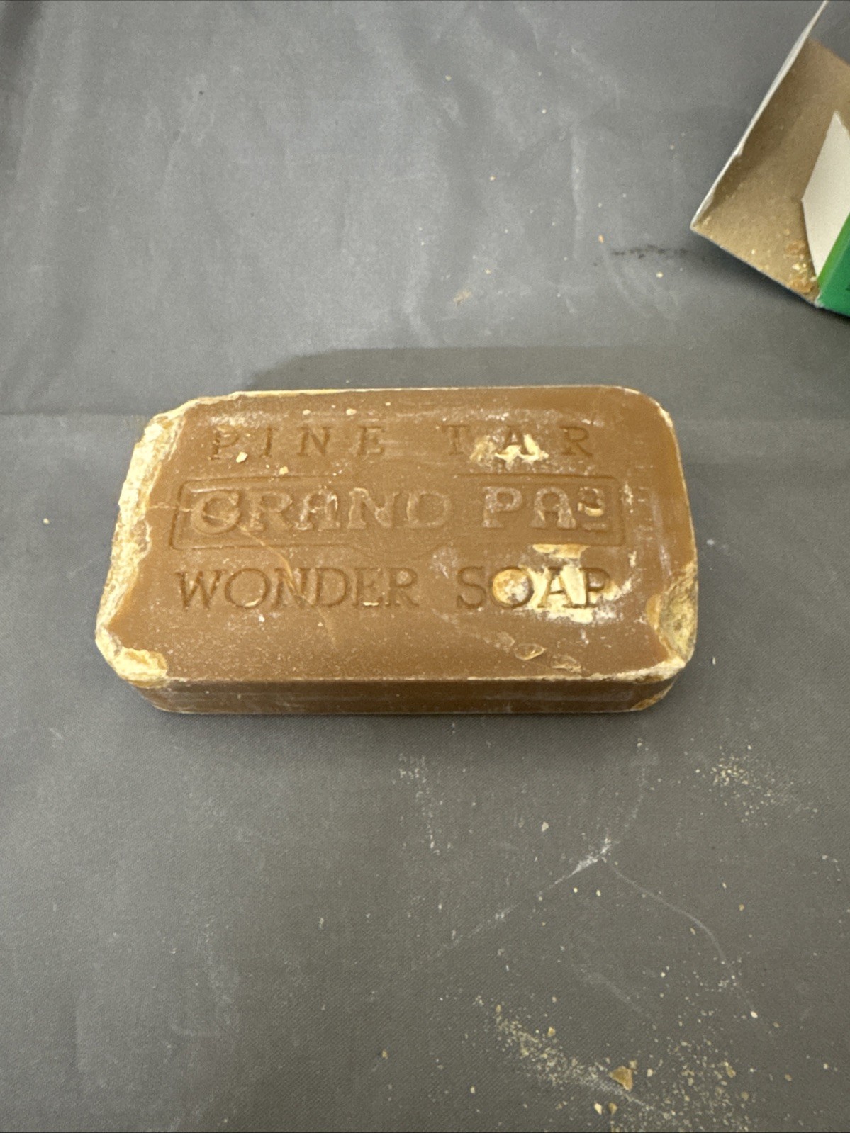 GRANDPA’S WONDER PINE TAR TOILET SOAP 4.25 oz USA Older 1975 Box Original Vtg