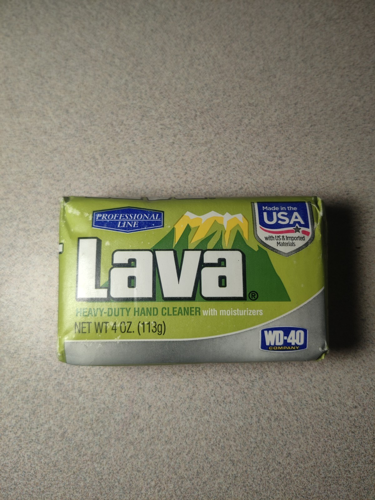 Single Lava Heavy-Duty Hand Cleaner with Moisturizers Hand Bar Soap 4 OZ New