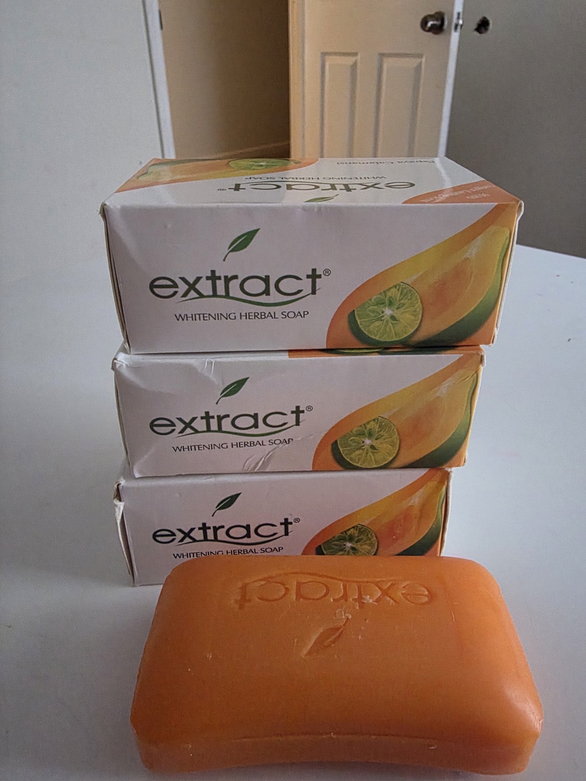 Extract Whitening Herbal Soap Bar Orange Herbal Rectangular 3-Pack Body