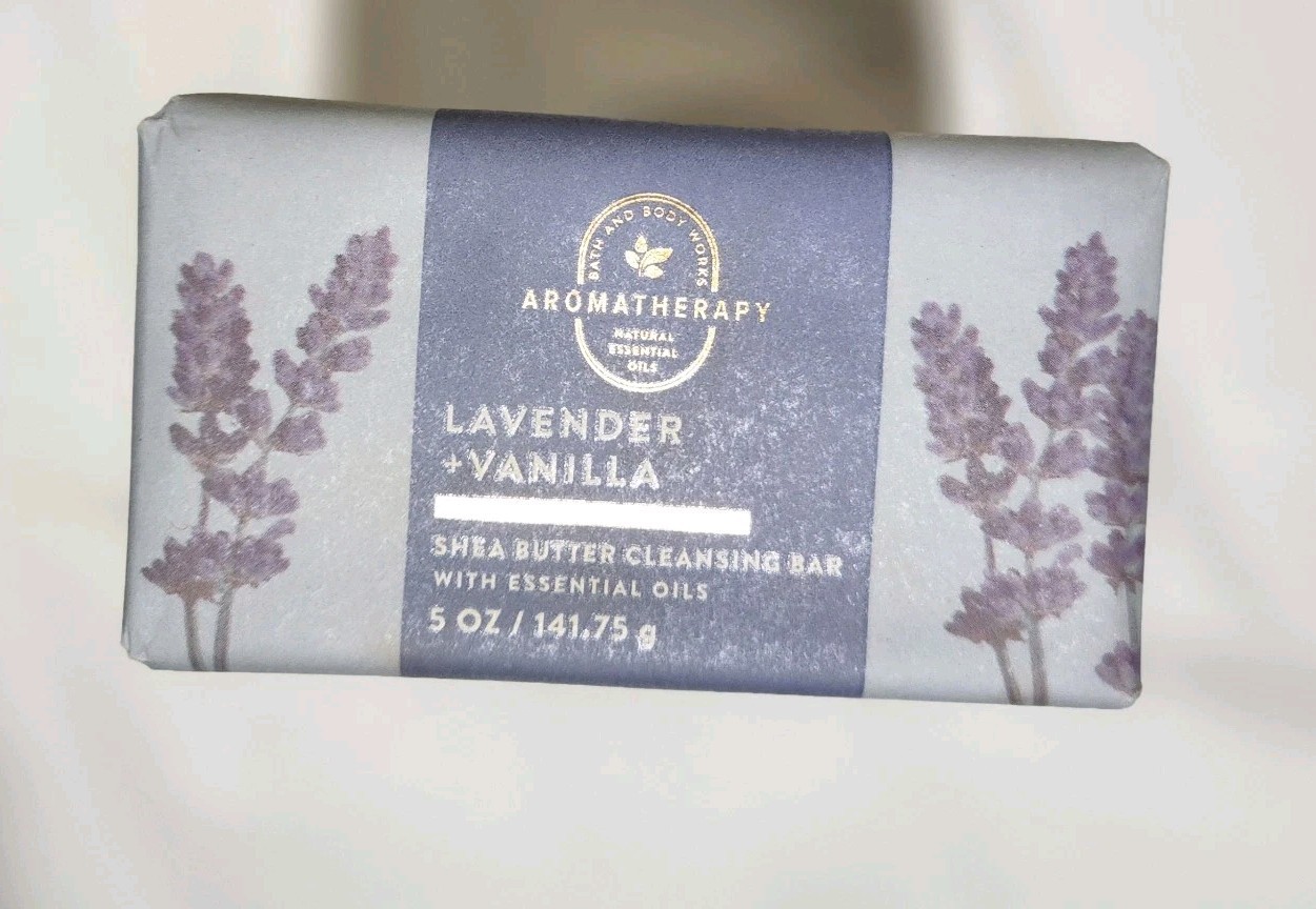Bath & Body Works Bar Soap Aromatherapy Lavender & Vanilla Shea Butter Lot Of 4