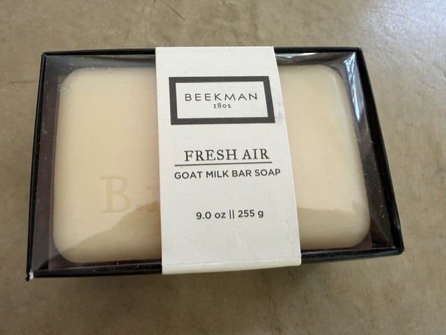 **2 NEW SEALED Beekman 1802 Pure Goat Milk Soap LARGE FRESH AIR 9 oz Bar