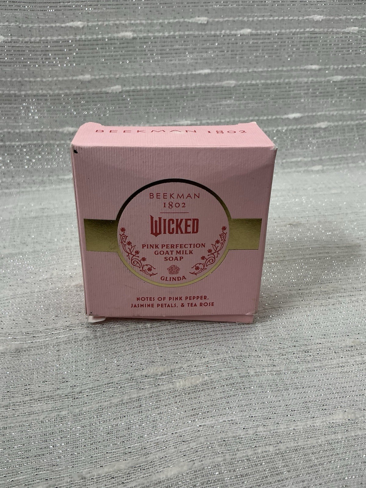 Brand NEW Beekman 1802 x Wicked Glinda Pink Perfection Goat Milk Soap 3.0 OZ