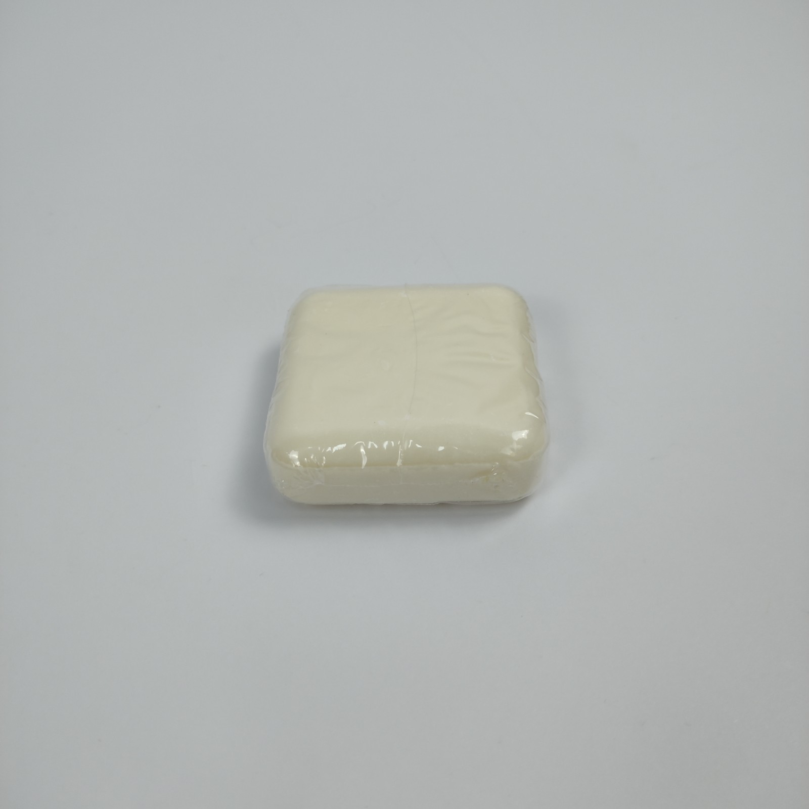 BASSI 100g Moisturizing Bar Soap Gentle Cleansing Soap for Daily Hand & Body Use