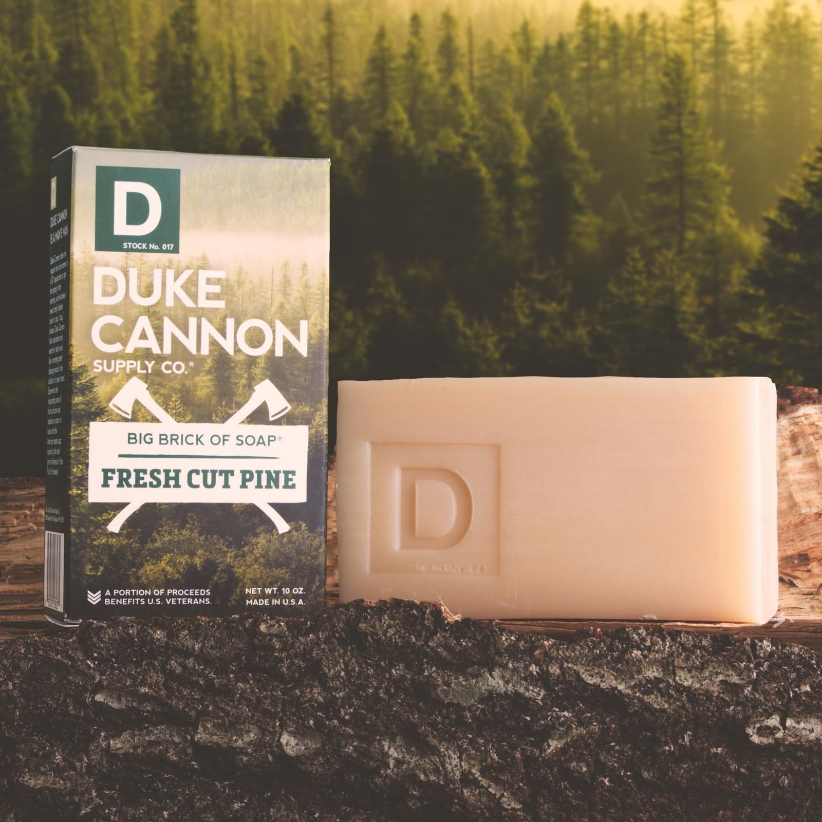 Duke Cannon Supply Co. Big Ass Brick of Soap Bar for Men Fresh Cut Pine (Split