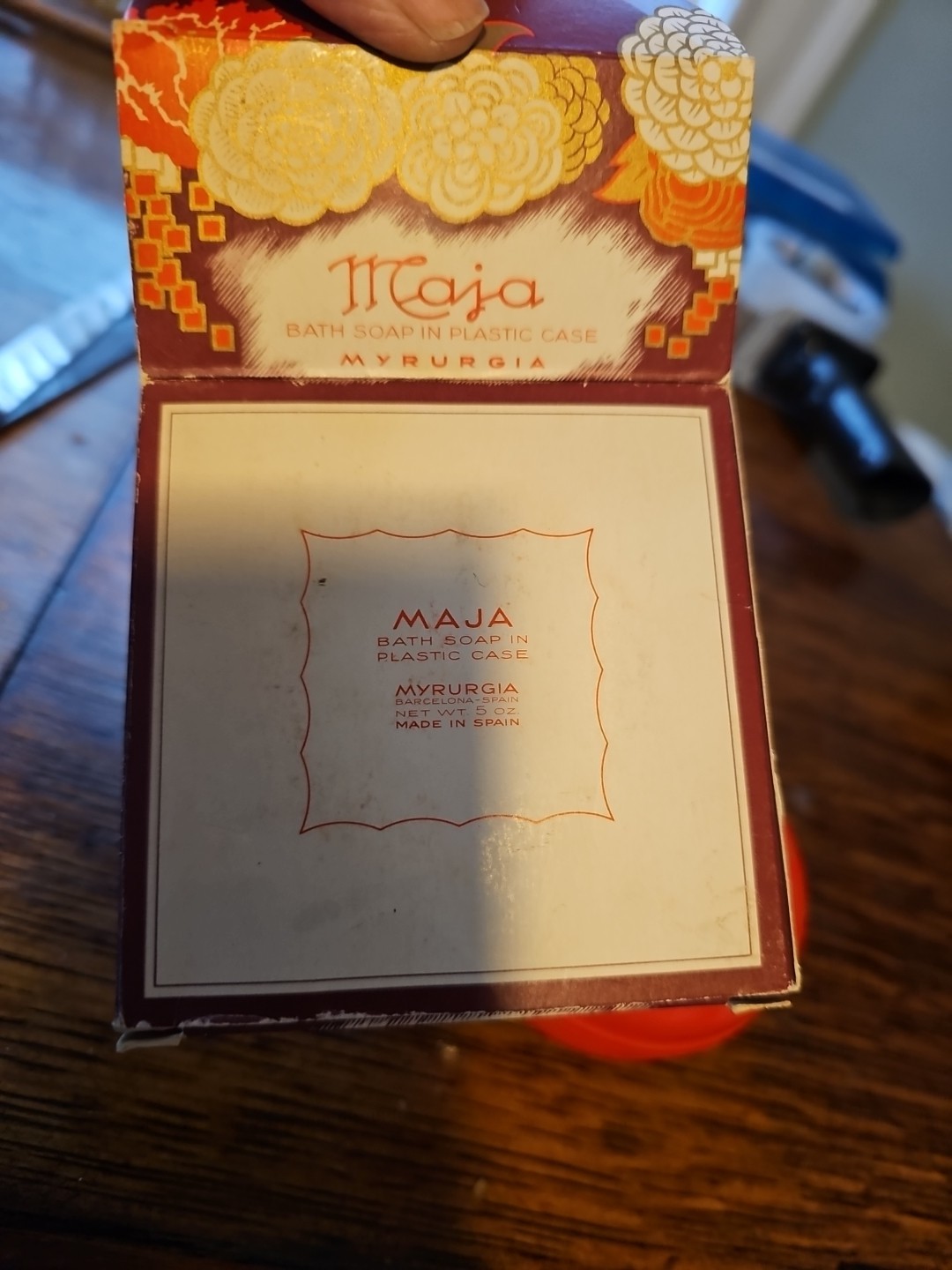 2 MAJA Soap MYRURGIA SOAP SPAIN In Plastic Case New Vtg