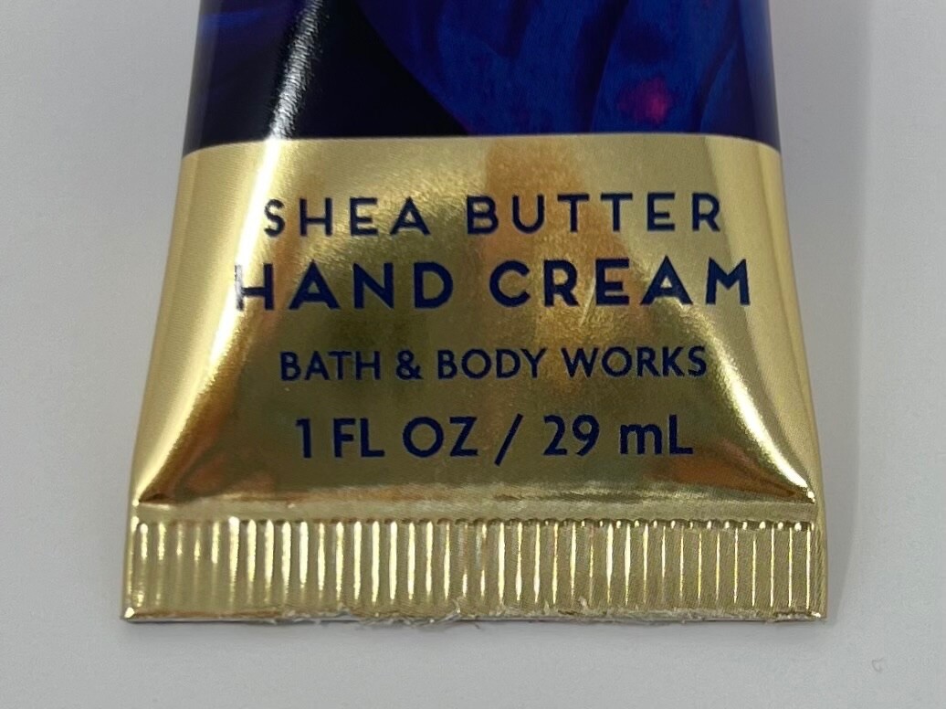 2 BATH & BODY WORKS BAHAMAS PASSIONFRUIT BANANA FLOWER SHEA HAND CREAM LOTION
