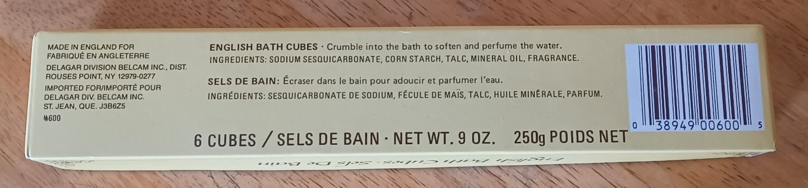 English Bath Cubes Sels de Bain – 6 Cube Set (9 oz / 250 g)